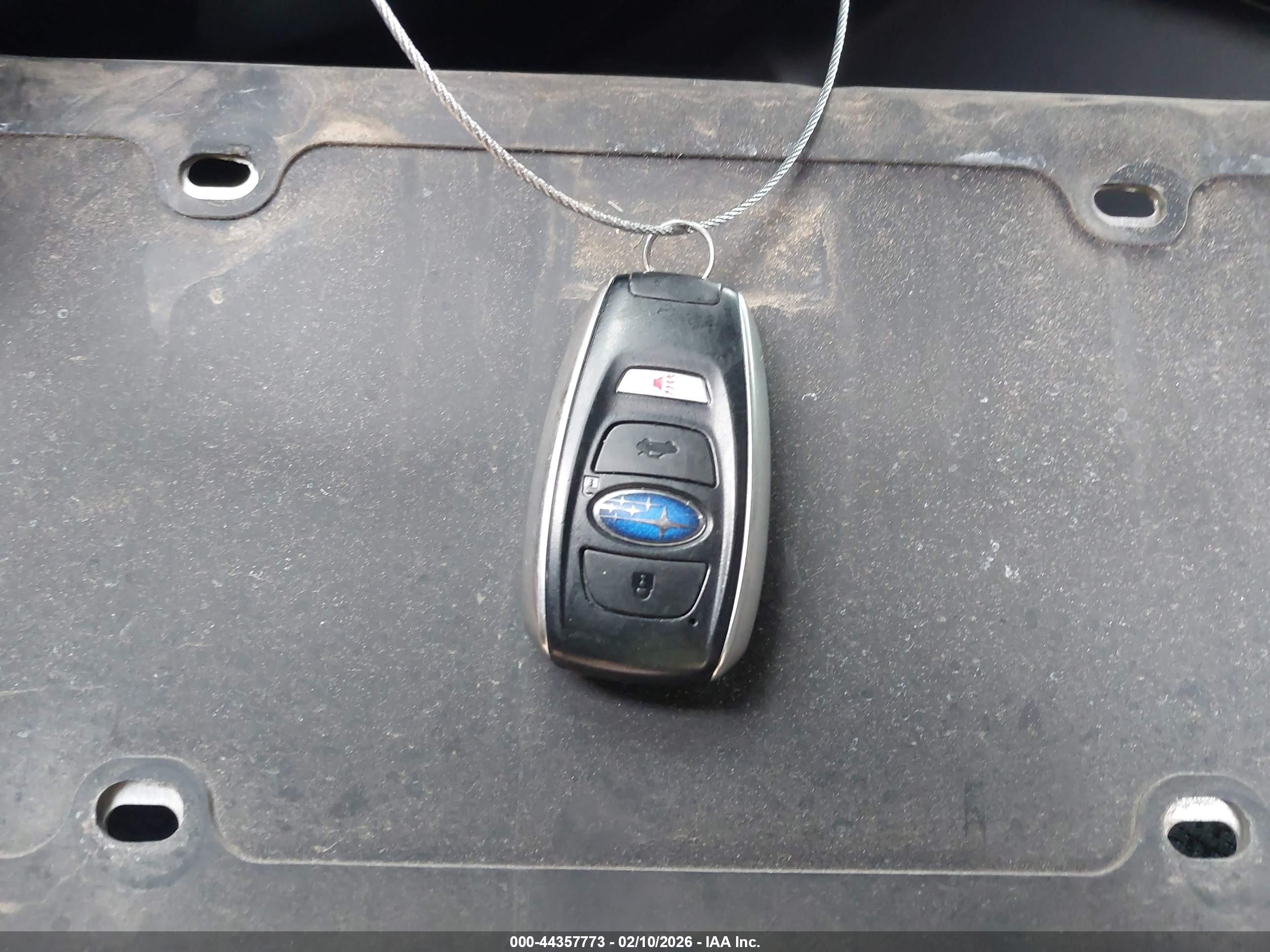 SUBARU OUTBACK image 11