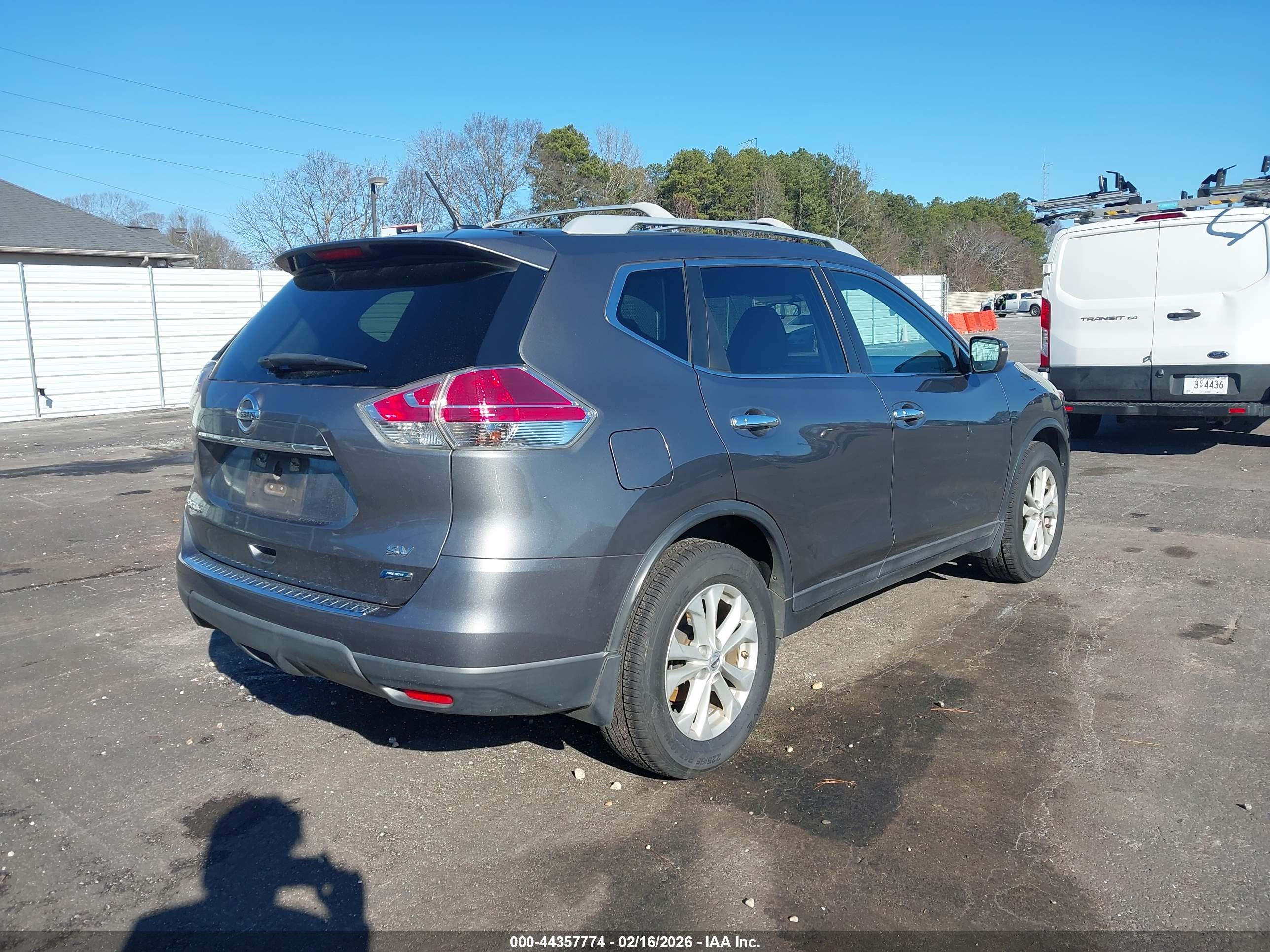 NISSAN ROGUE image 4