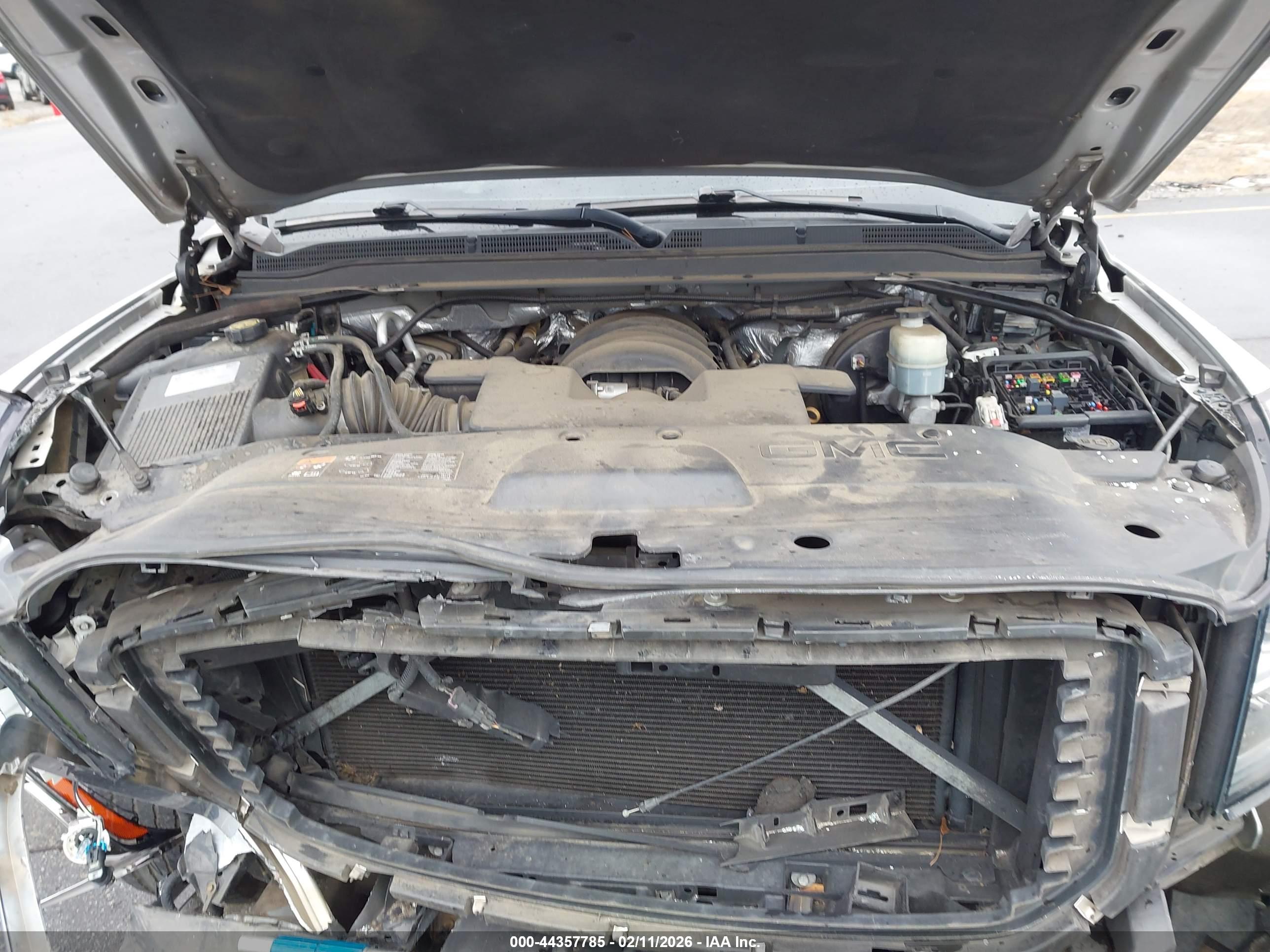 GMC YUKON image 10