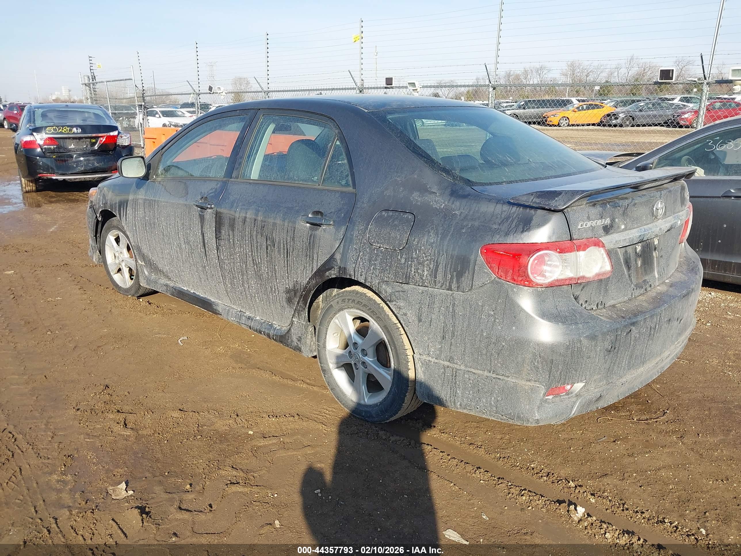 TOYOTA COROLLA image 3