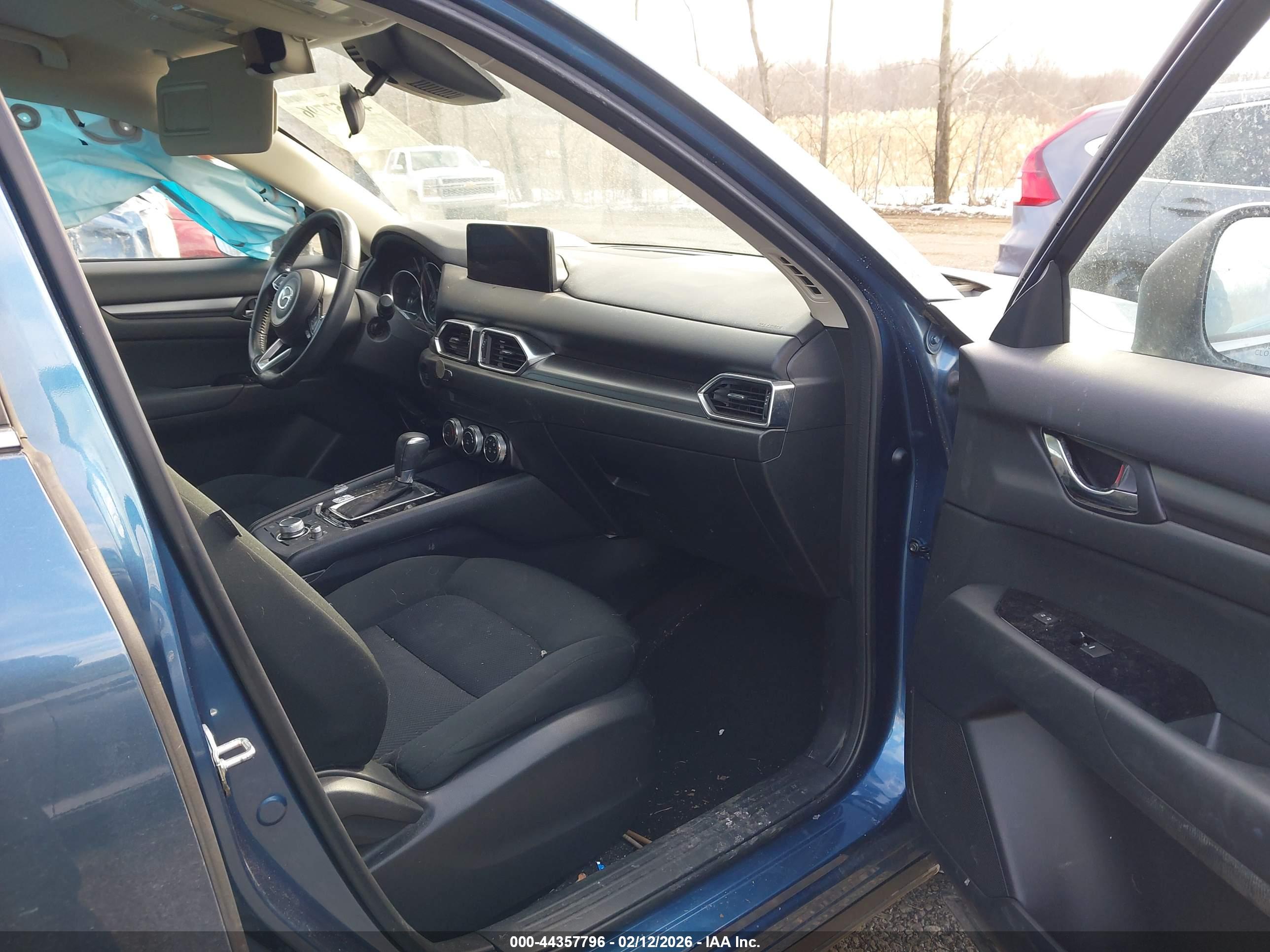 MAZDA CX-5 image 5