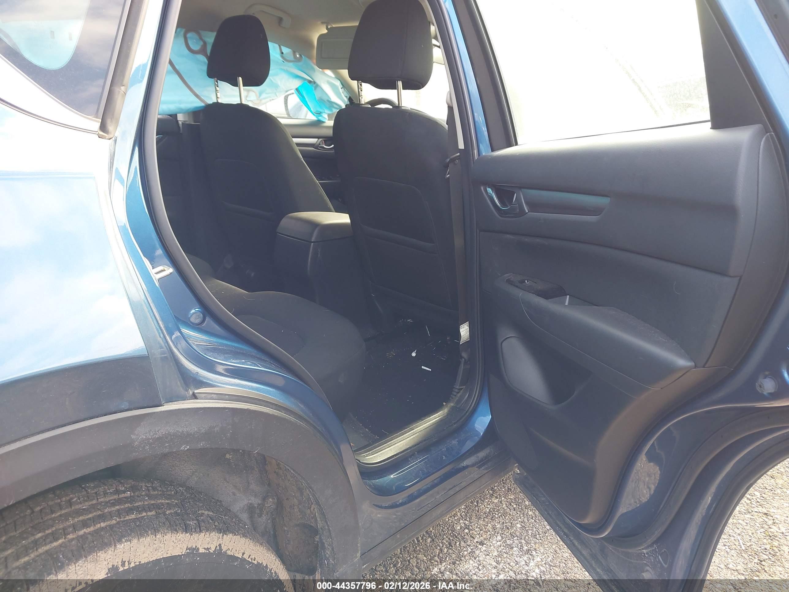 MAZDA CX-5 image 8