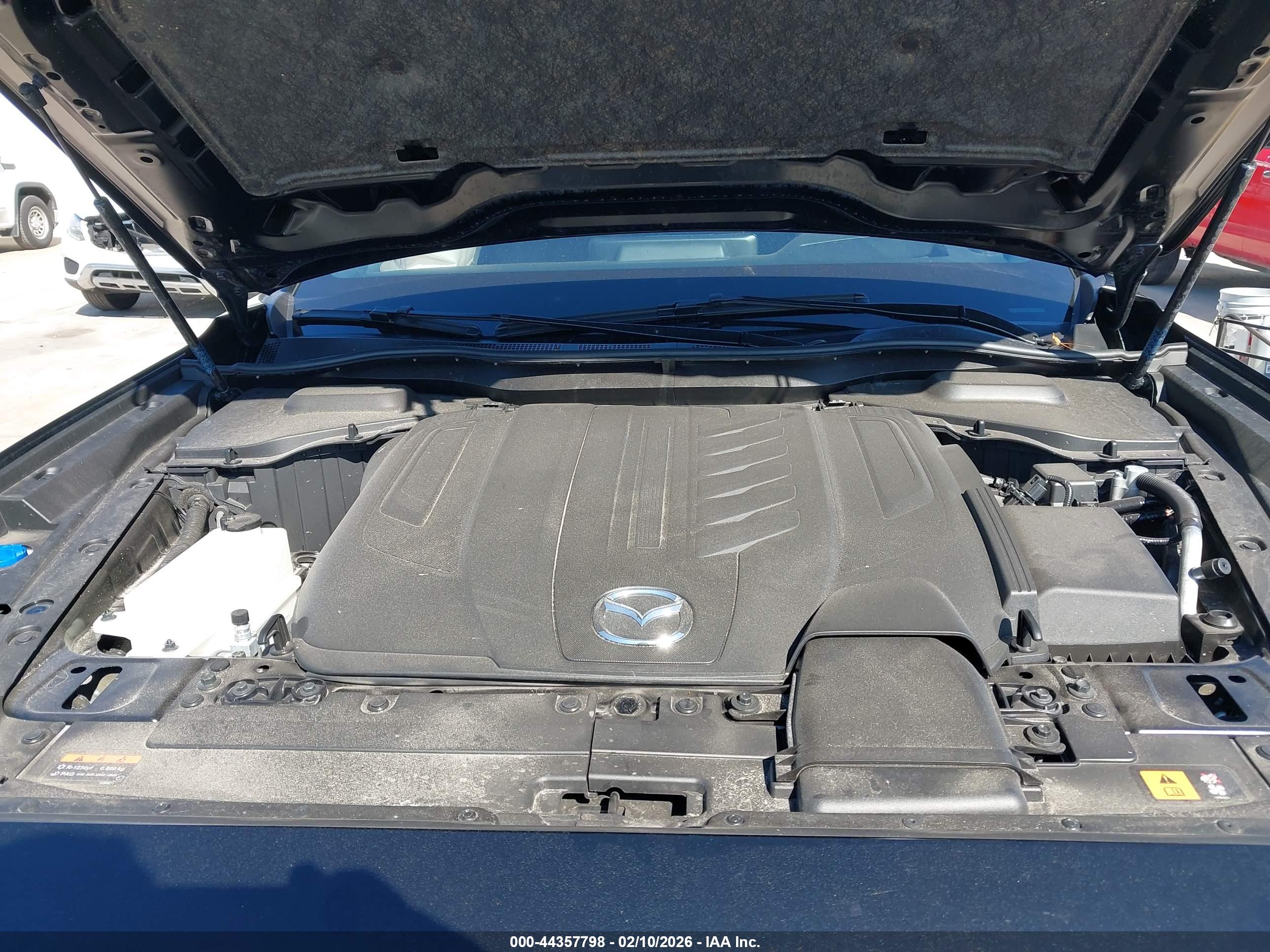 MAZDA CX-90 image 10