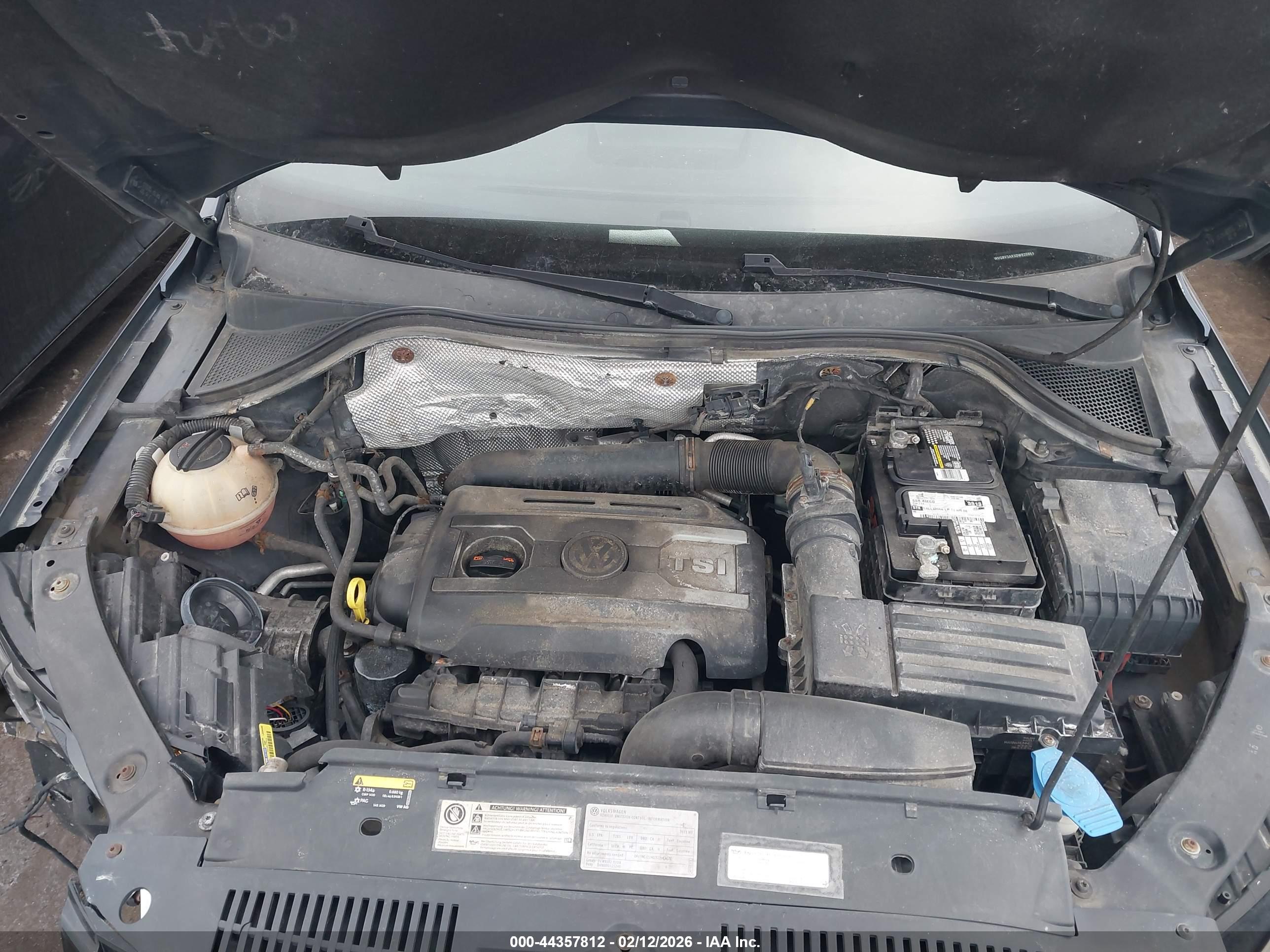 VOLKSWAGEN TIGUAN image 10