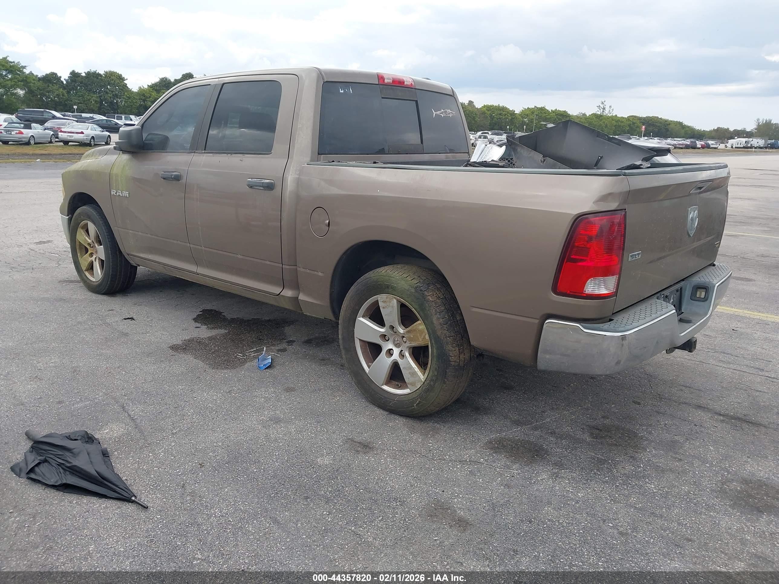 DODGE RAM image 3