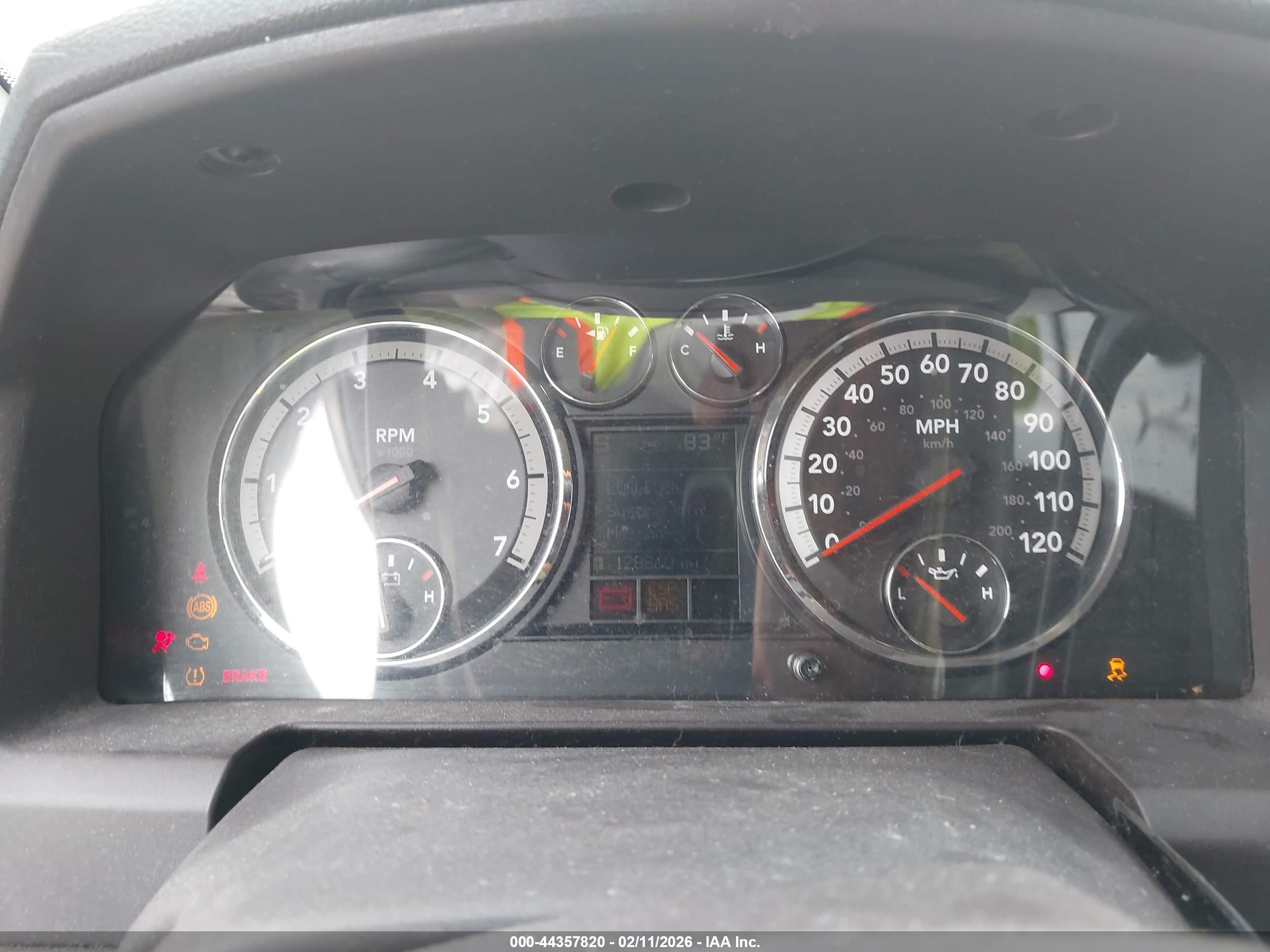 DODGE RAM image 7