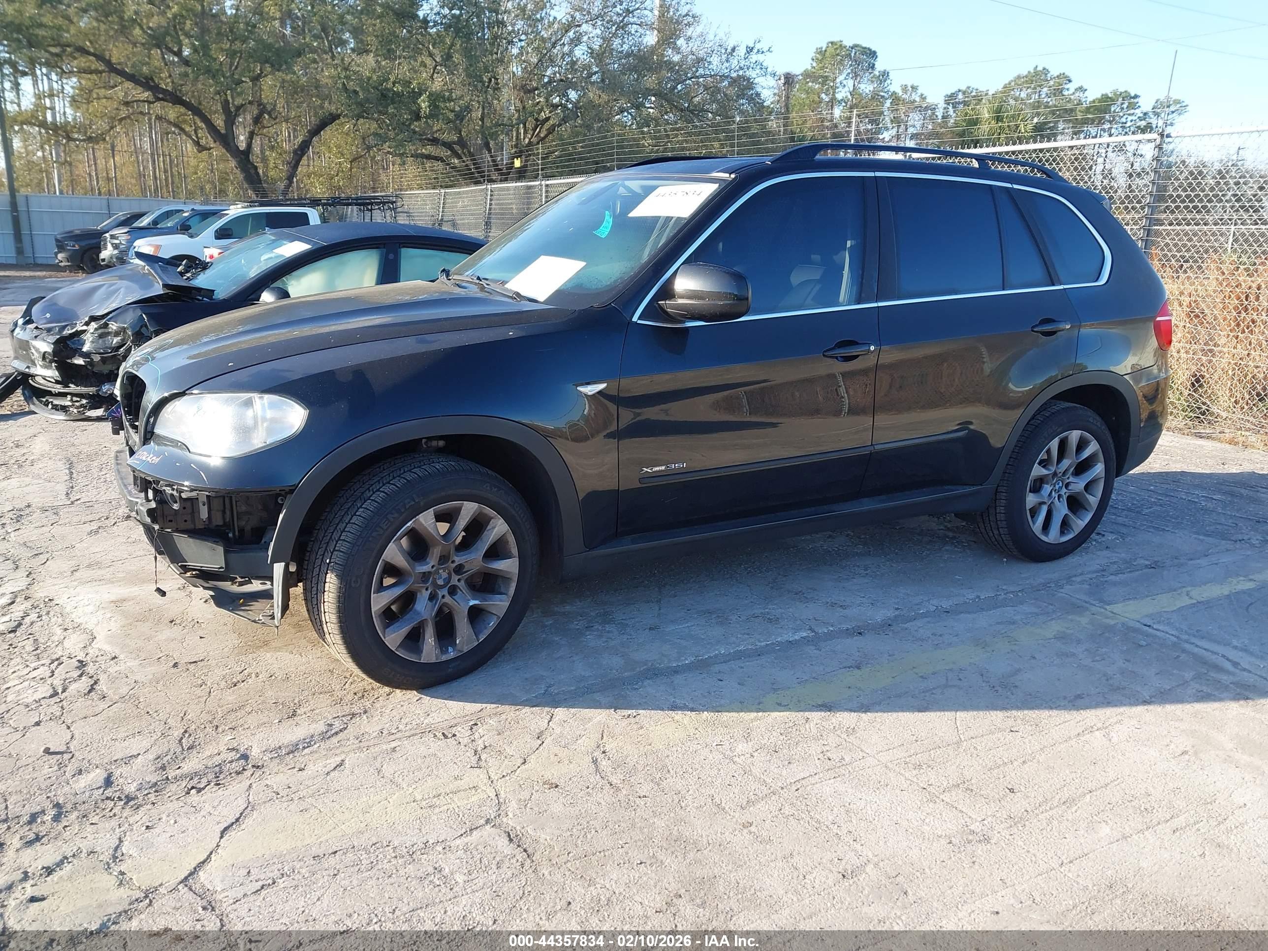 BMW X5 image 2