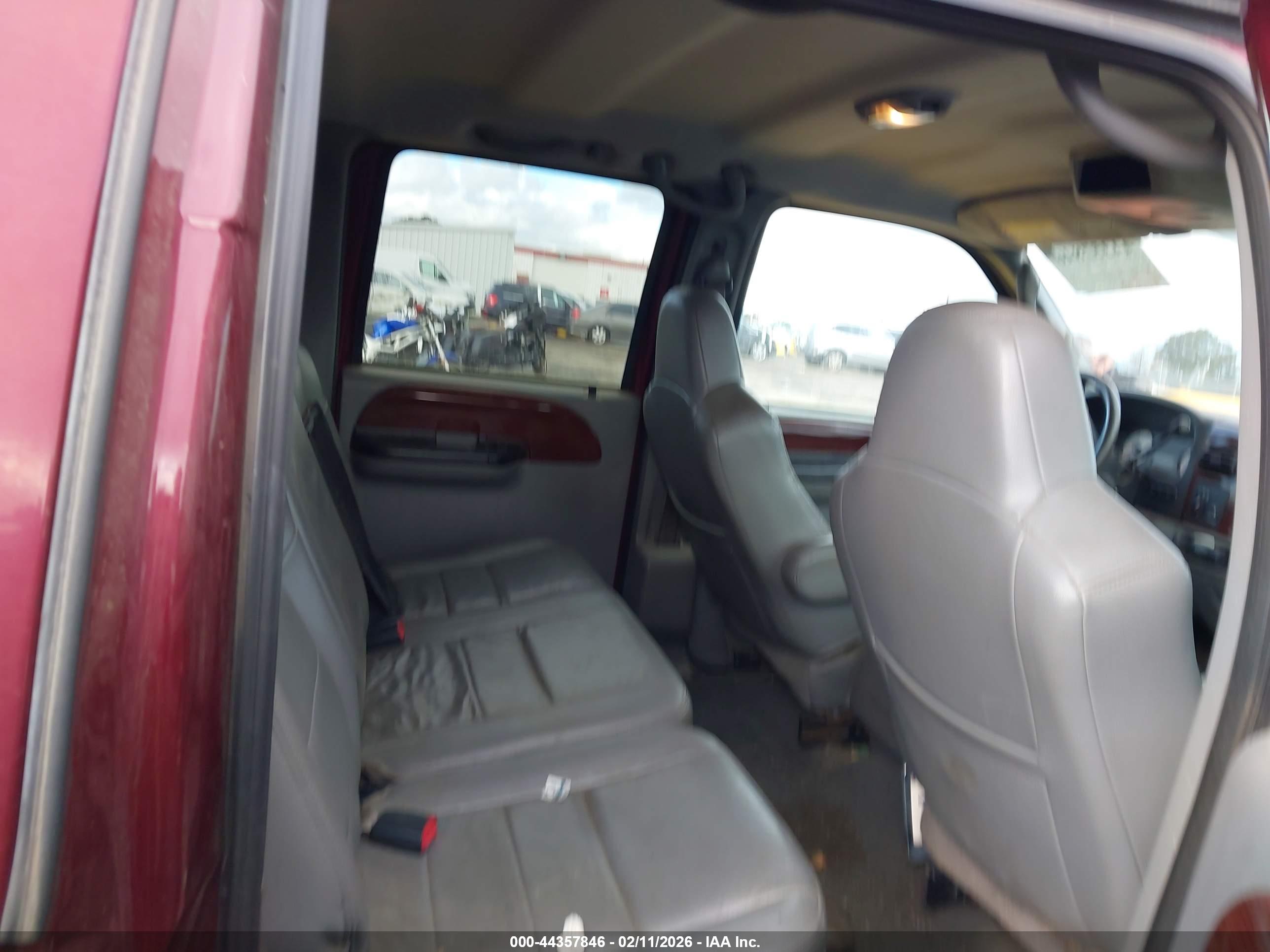 FORD F-250 image 8