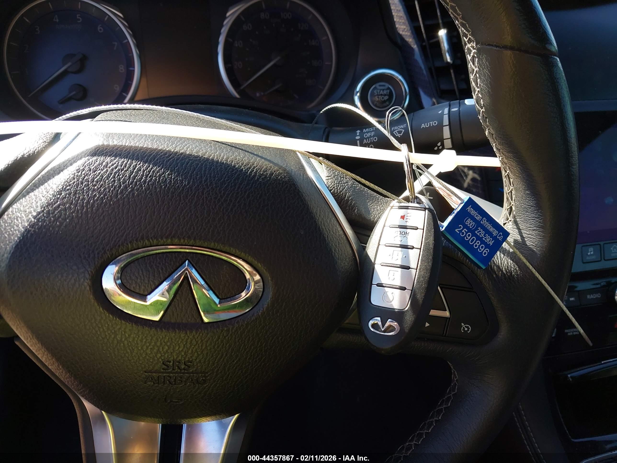 INFINITI Q60 image 11