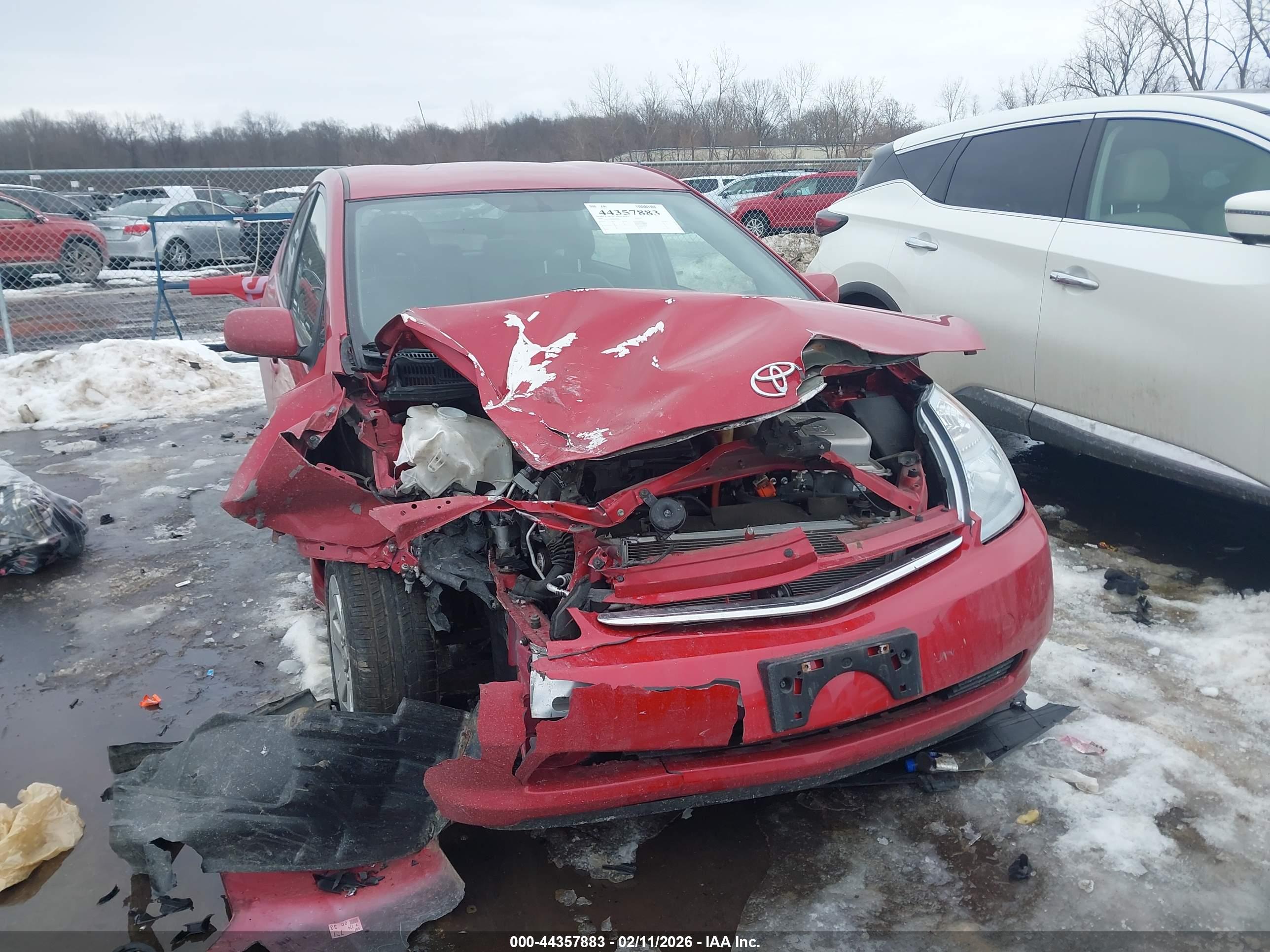 TOYOTA PRIUS image 6