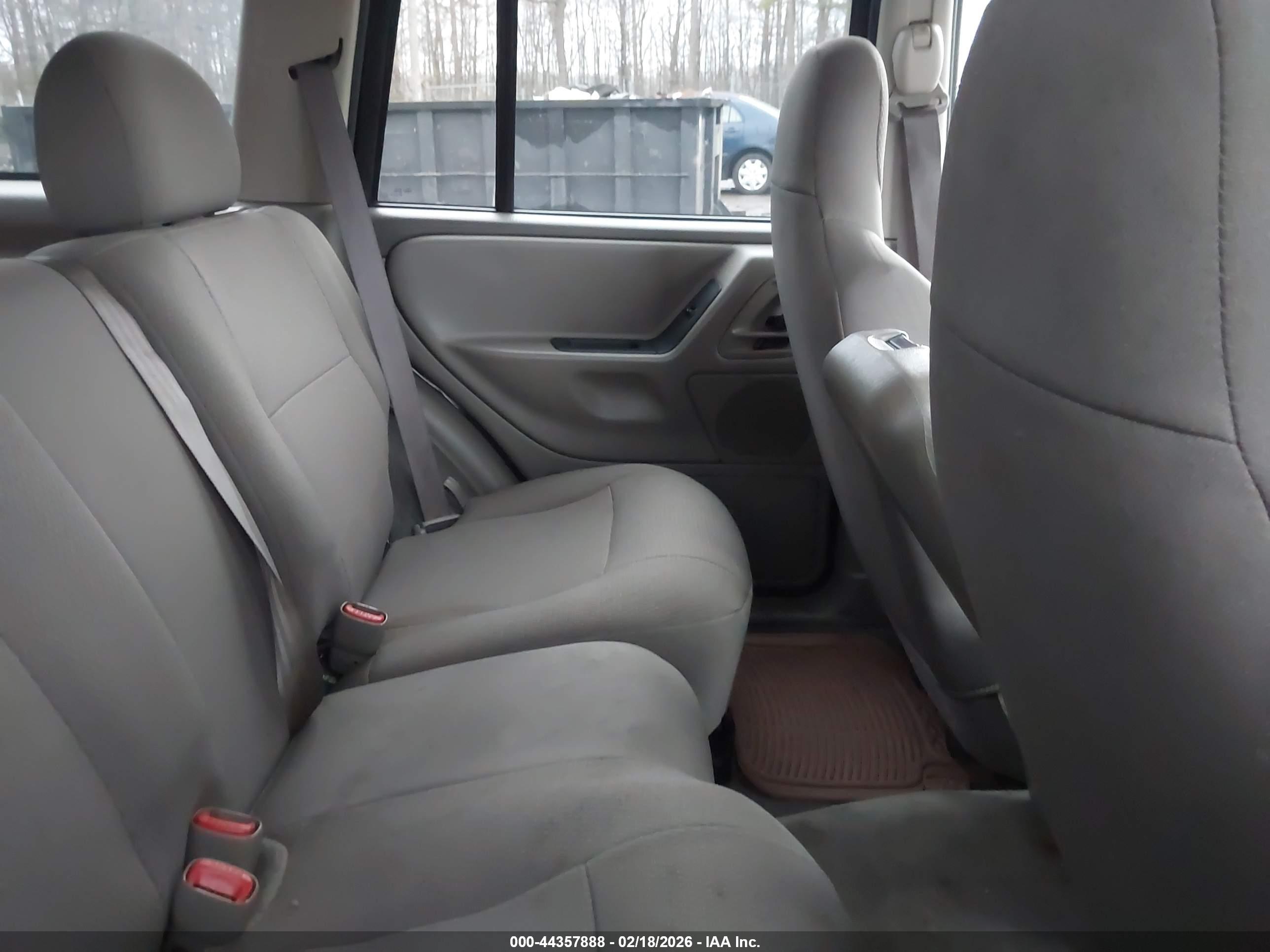 JEEP GRAND image 8