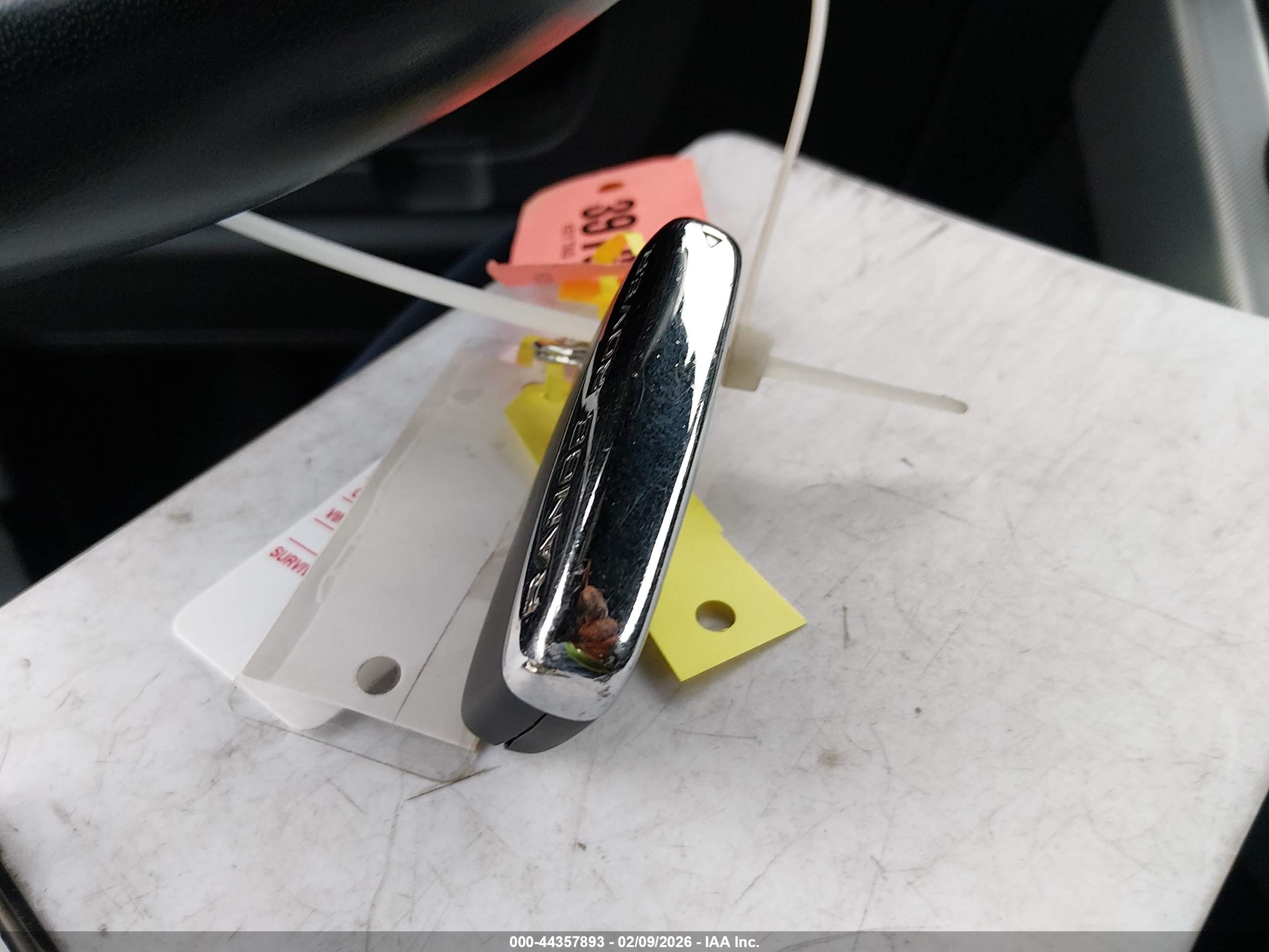 LAND ROVER image 11