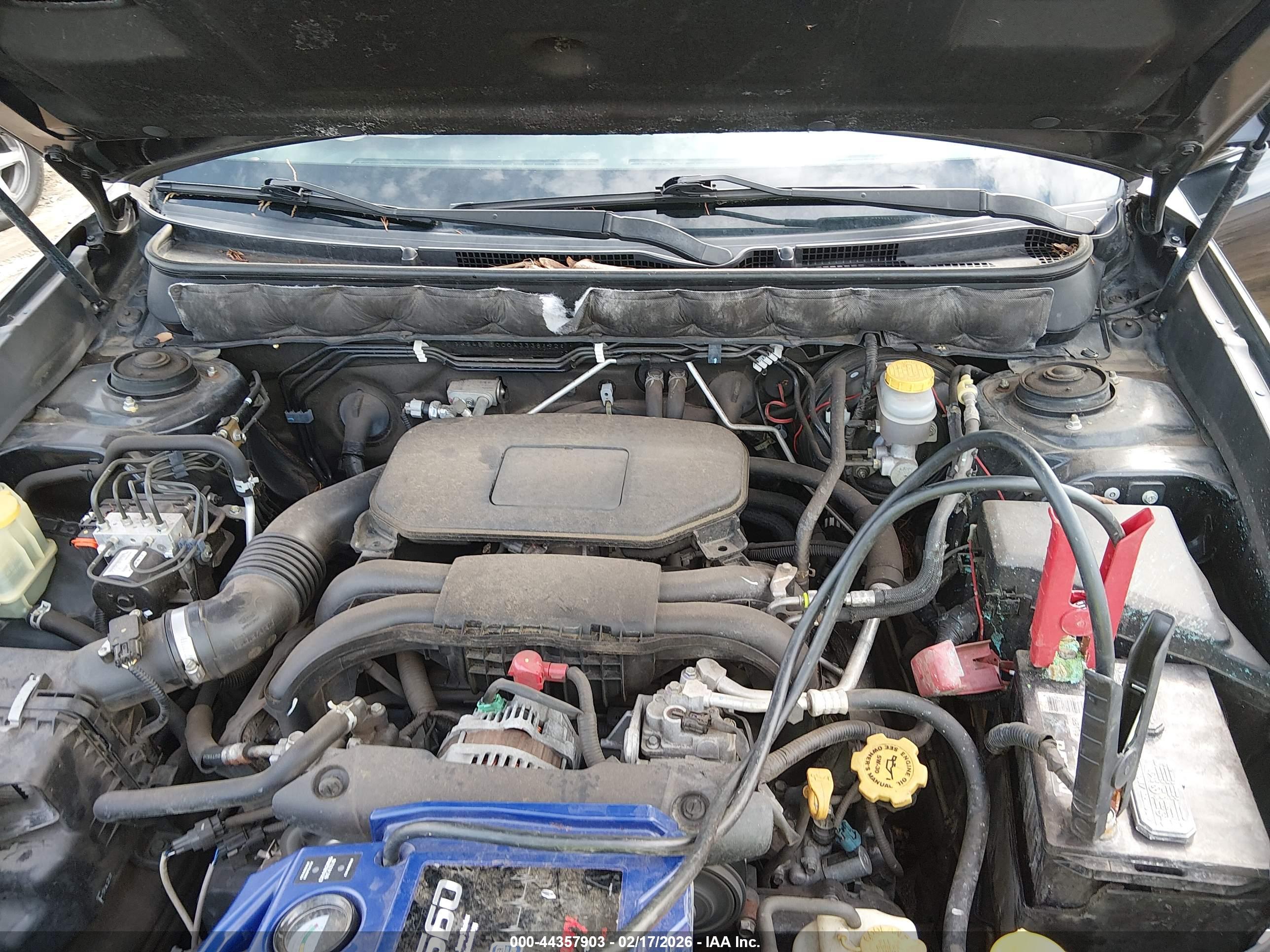 SUBARU OUTBACK image 10