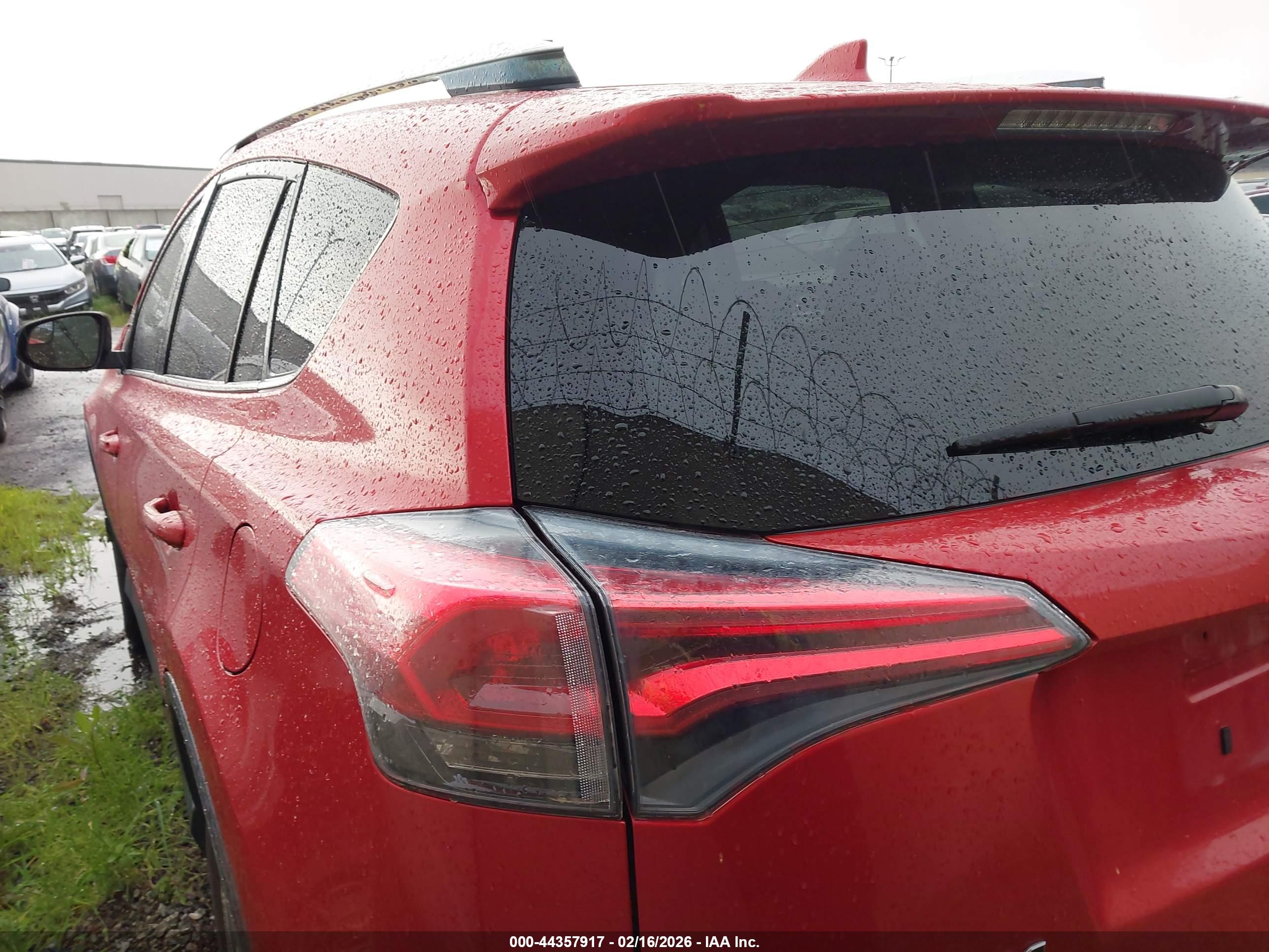 TOYOTA RAV4 image 3