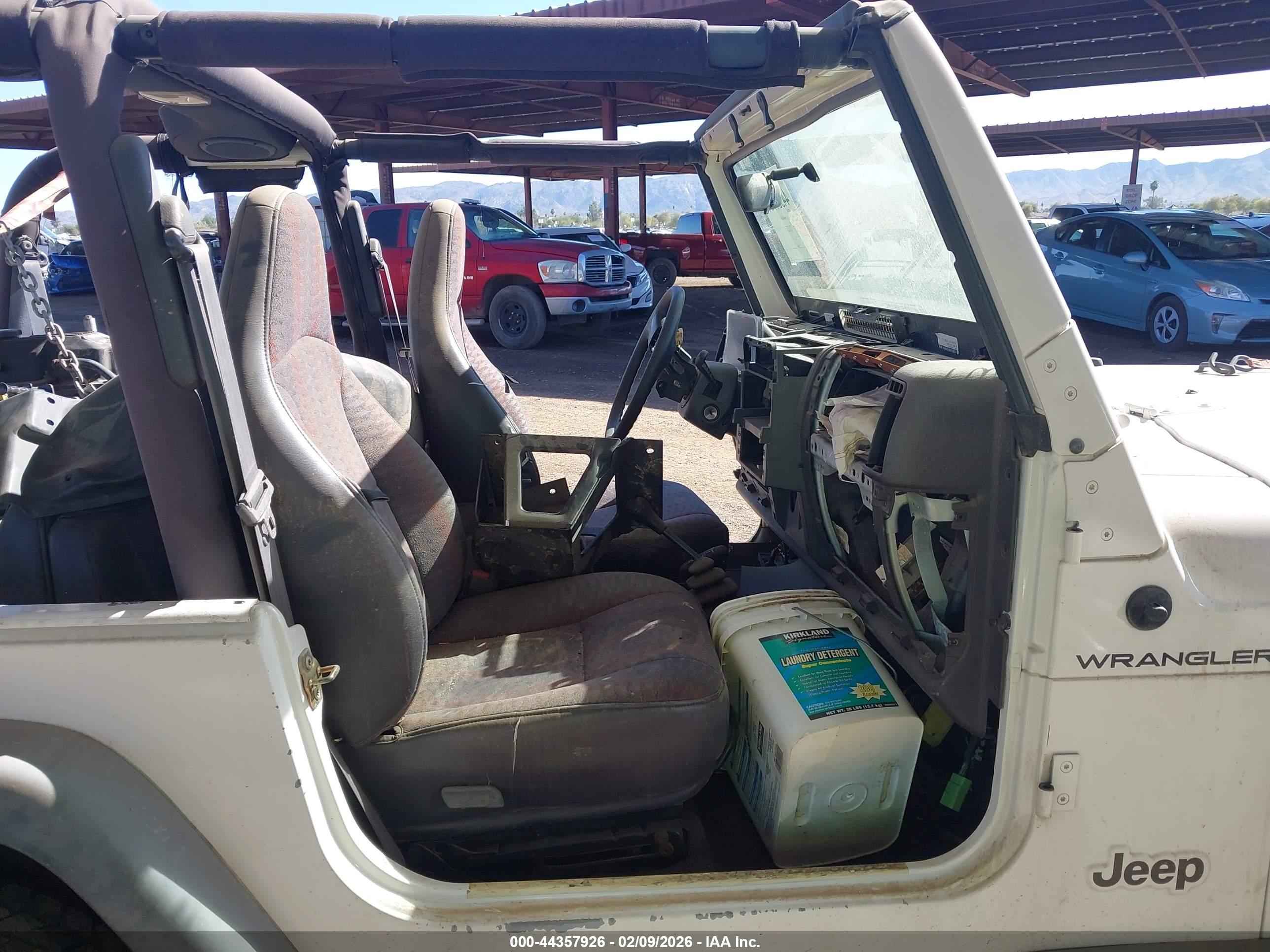 JEEP WRANGLER image 5