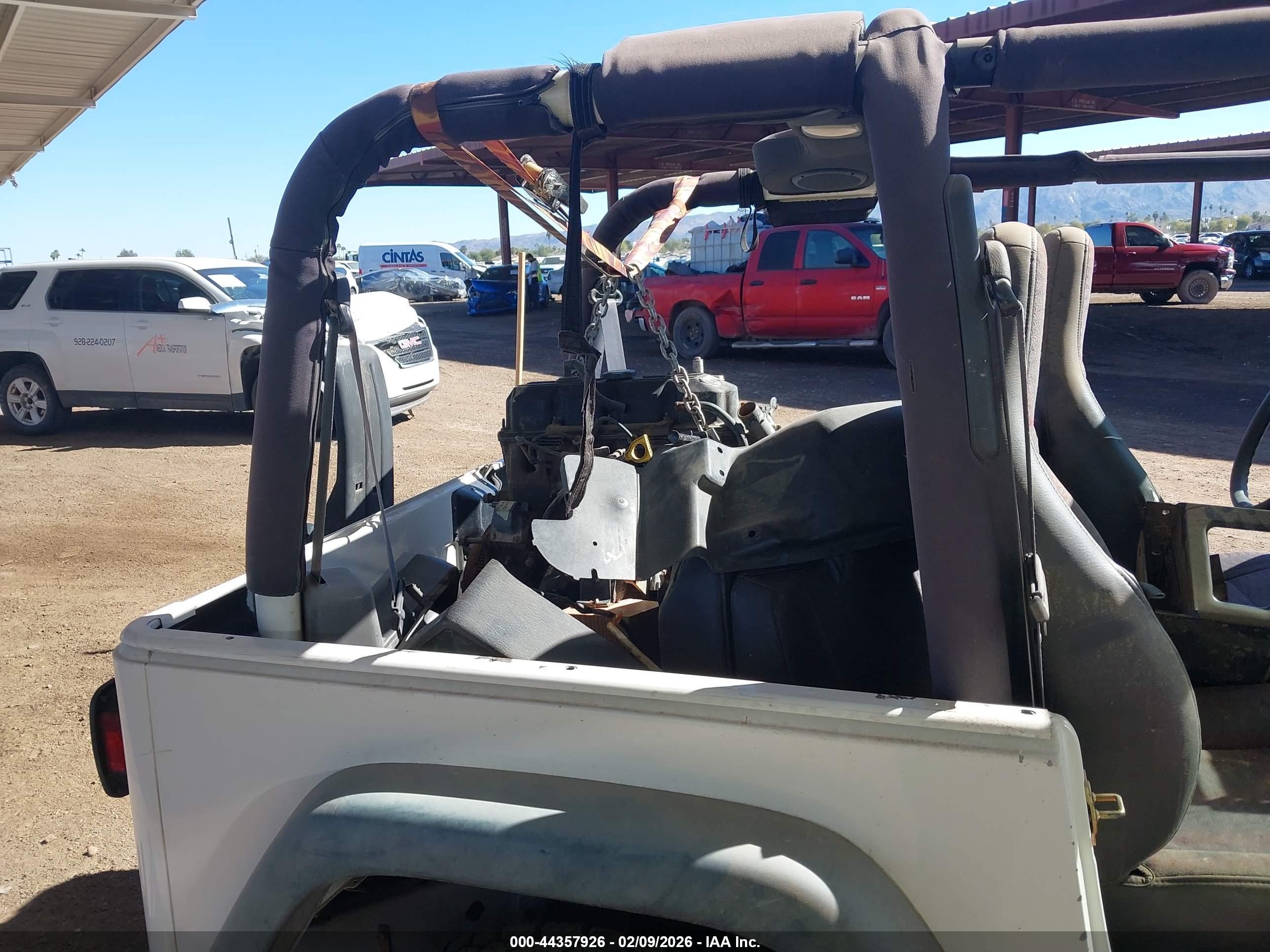 JEEP WRANGLER image 8