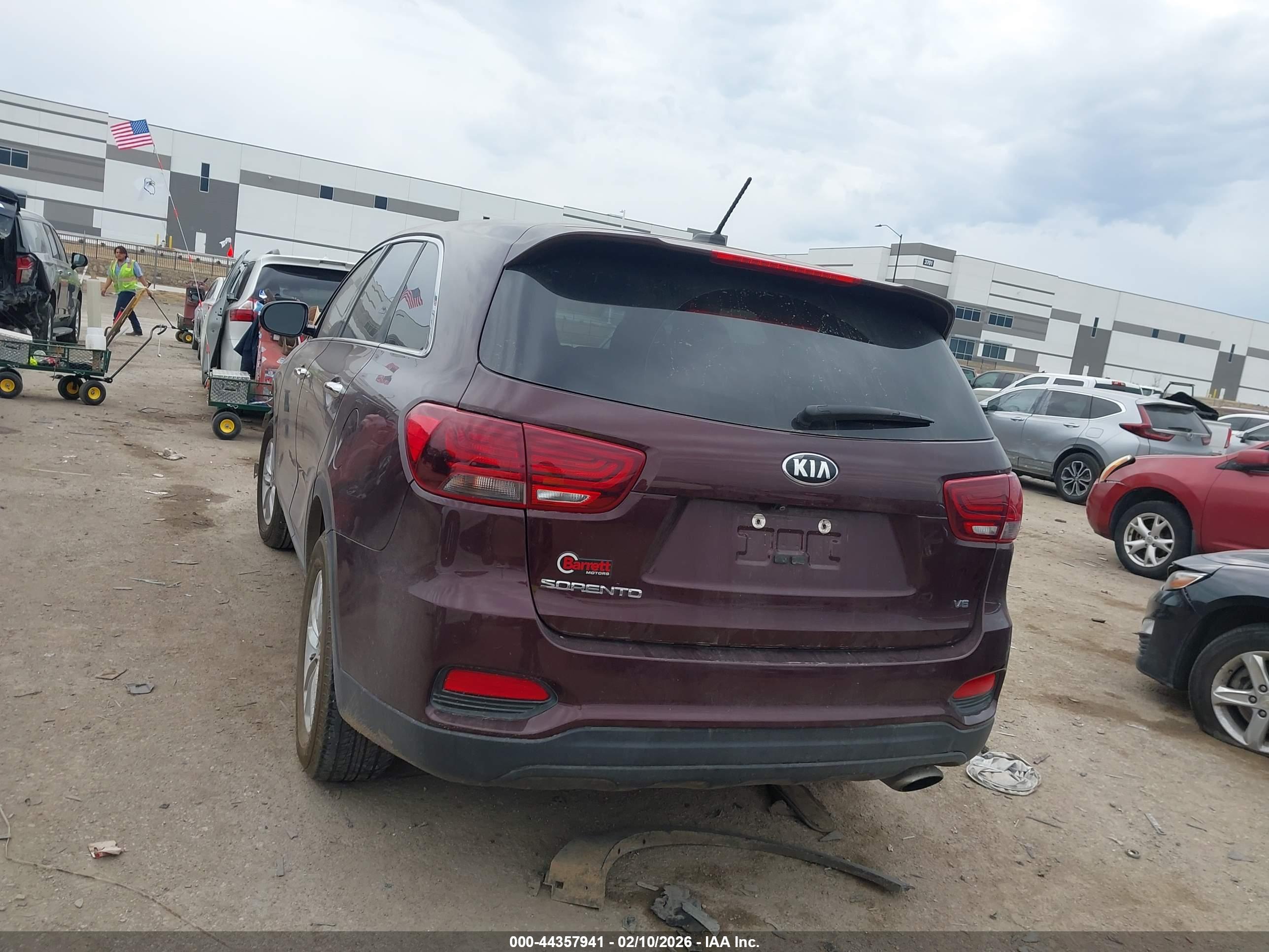 KIA SORENTO image 3