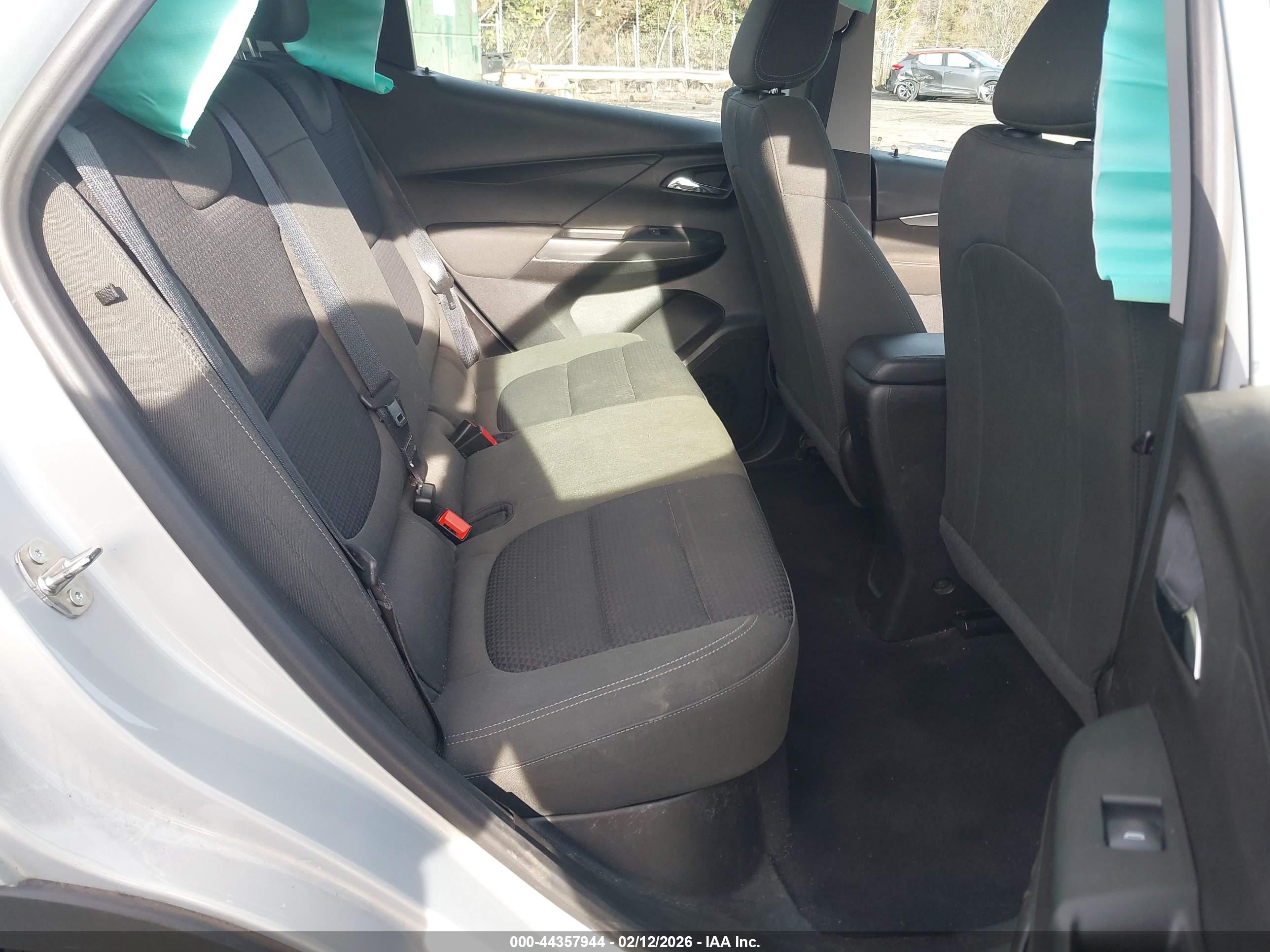 CHEVROLET BOLT image 8