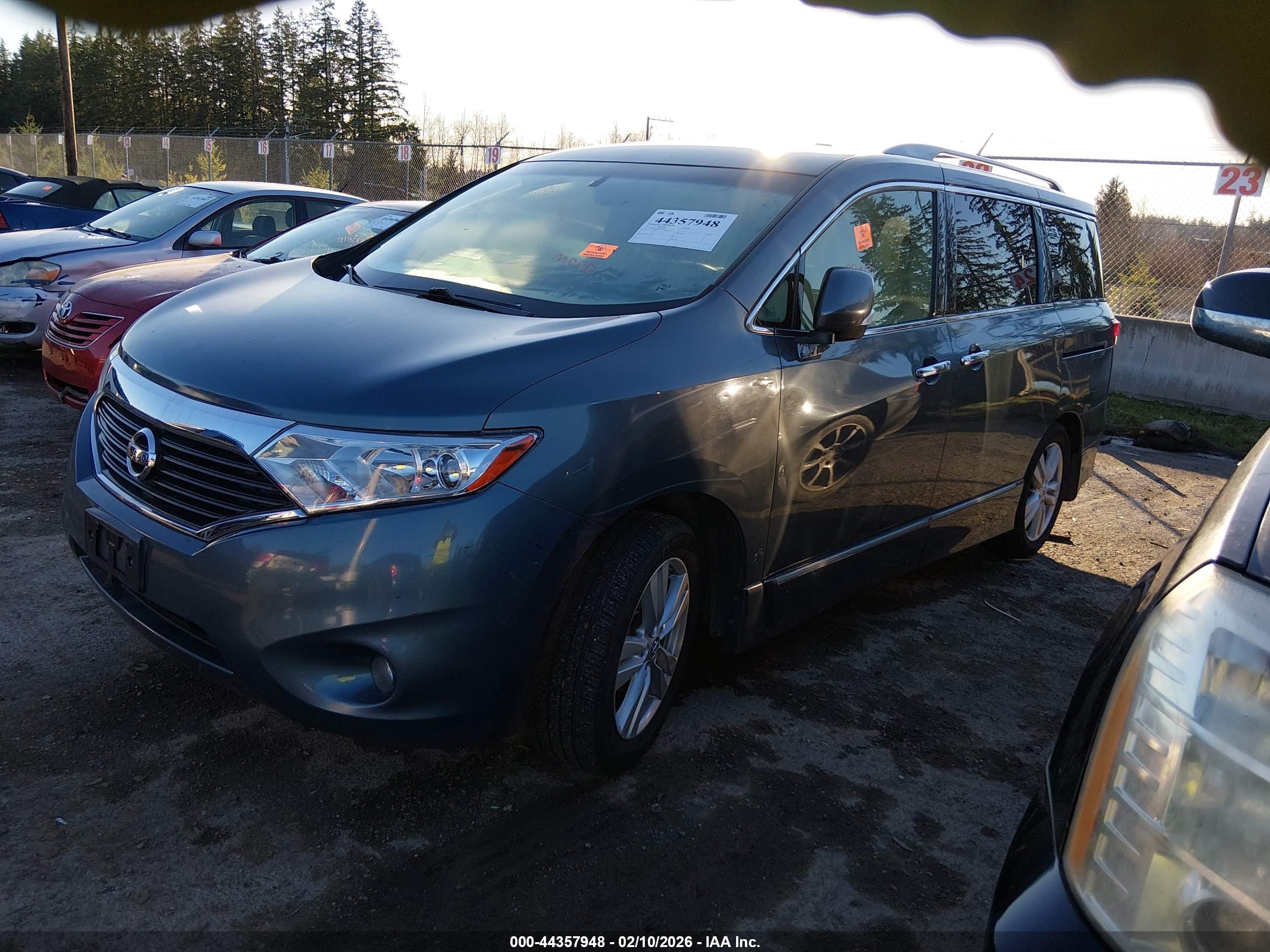 NISSAN QUEST image 2
