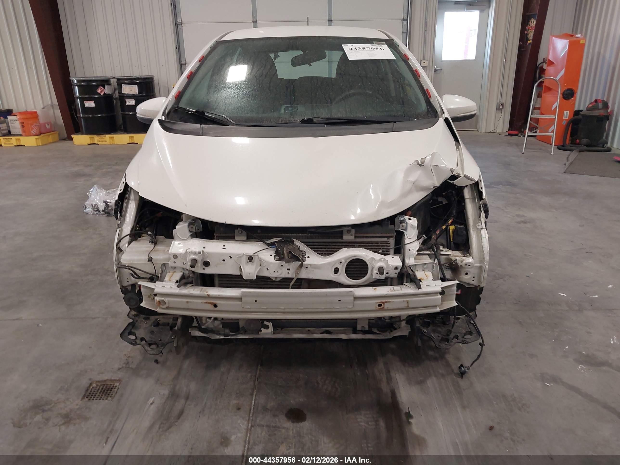 HONDA FIT image 6
