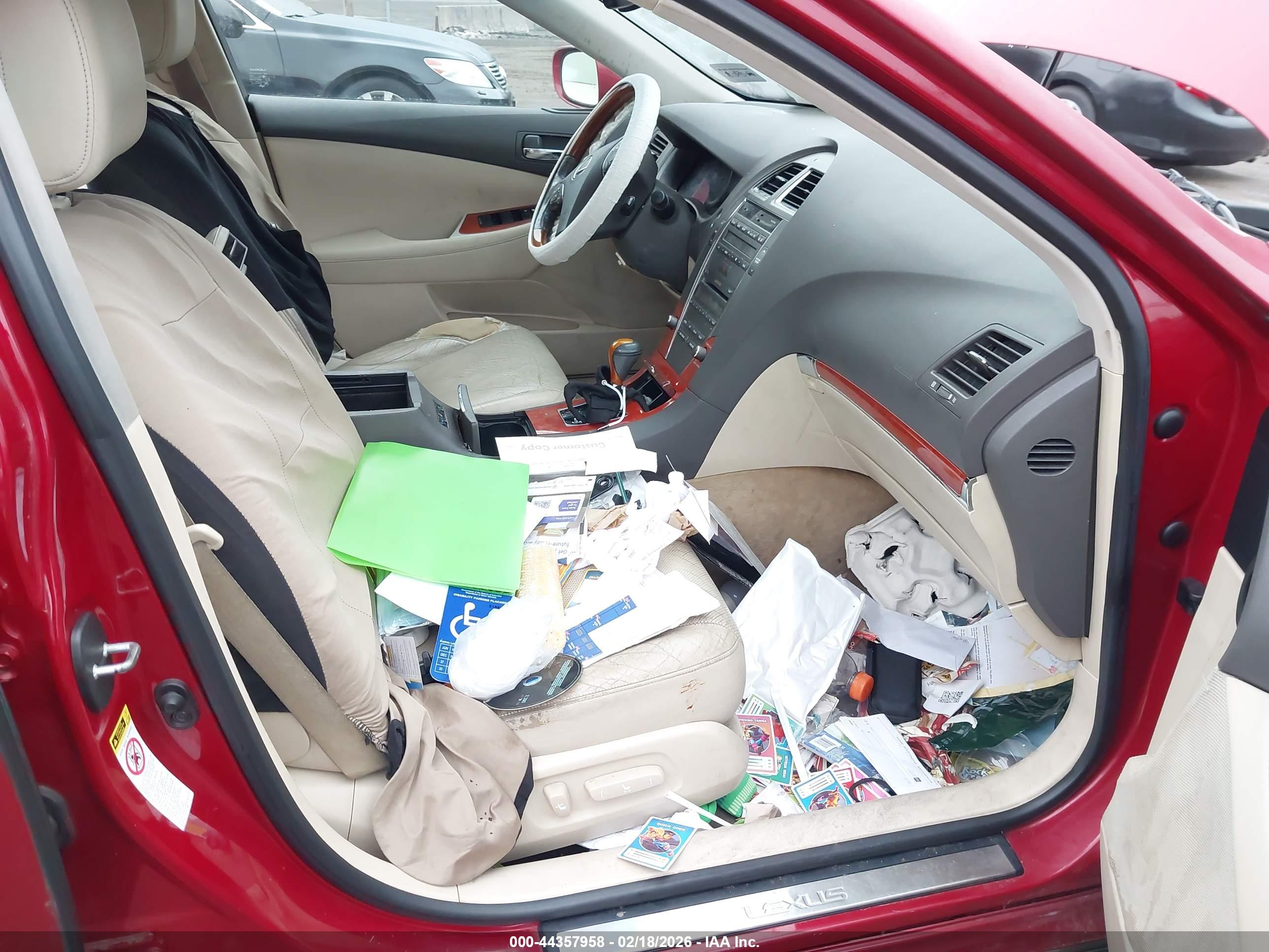 LEXUS ES image 5