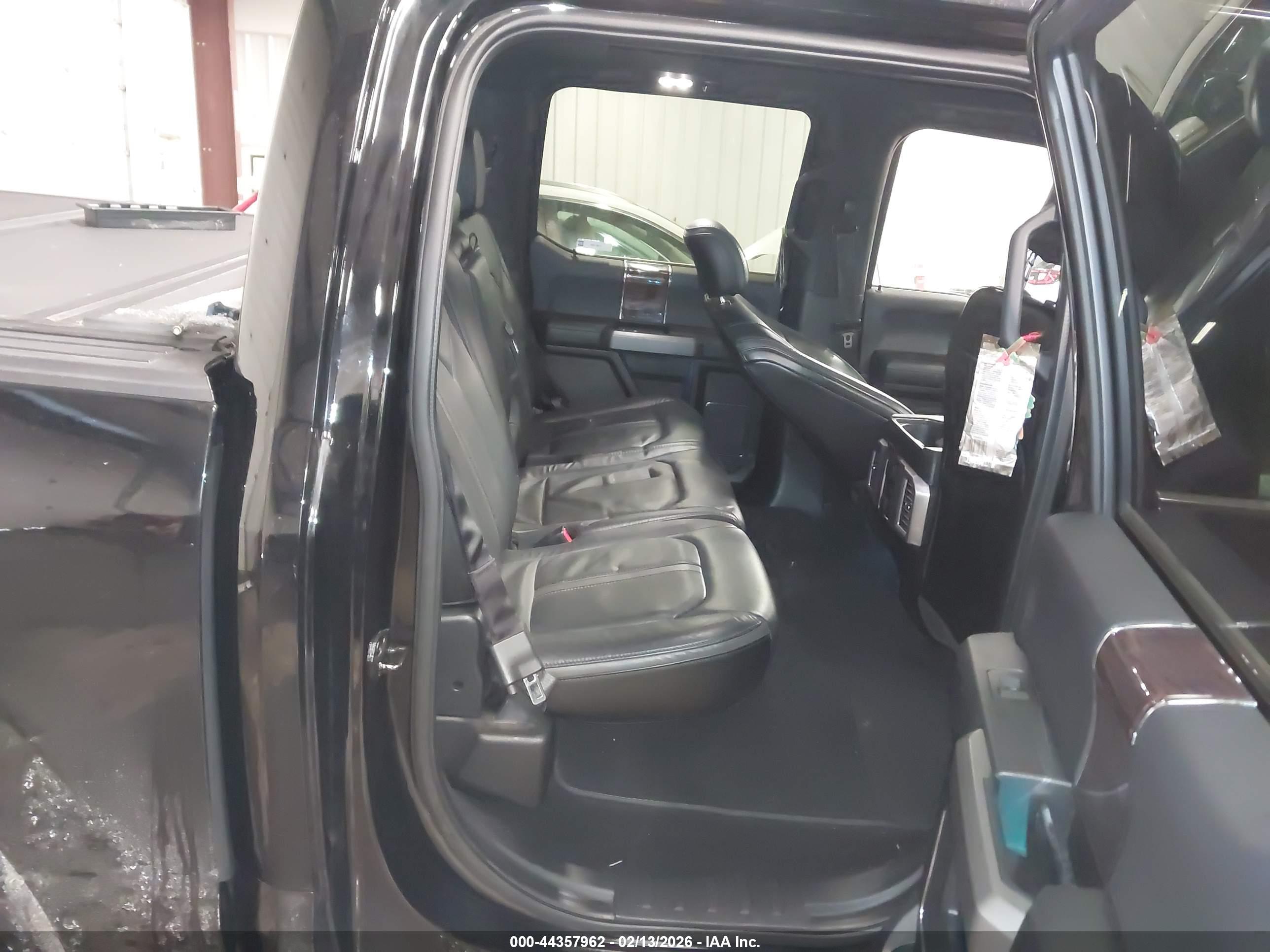 FORD F-150 image 8