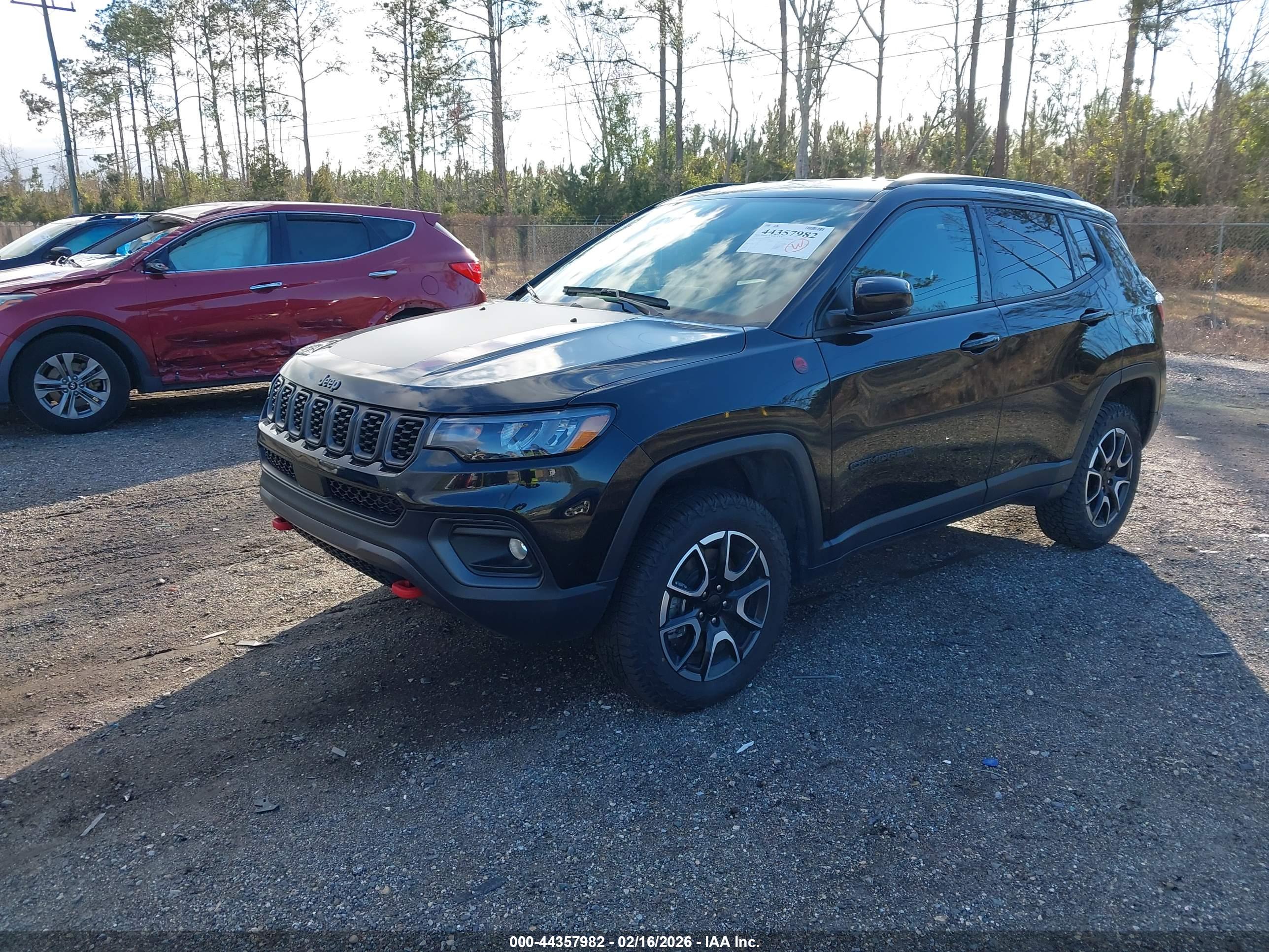 JEEP COMPASS image 2