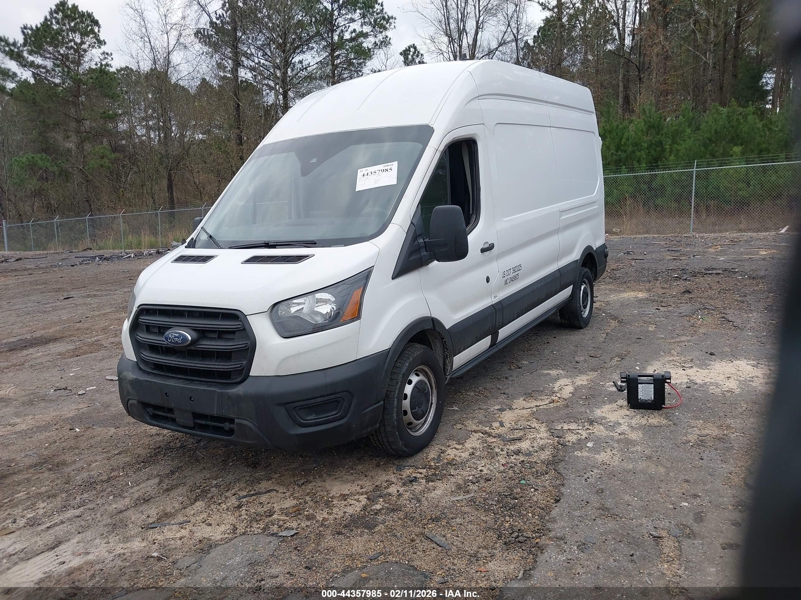 FORD TRANSIT image 2