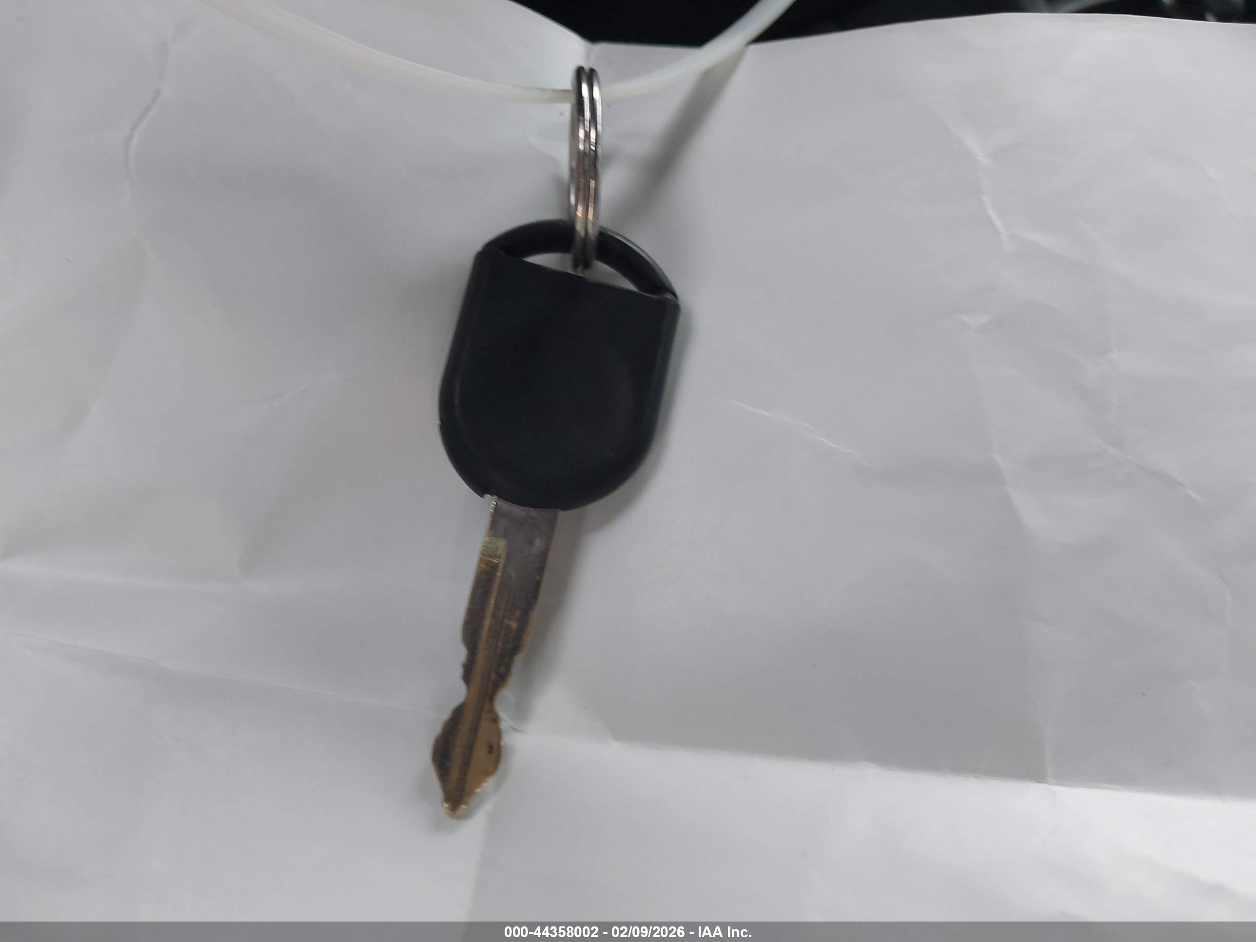 FORD ESCAPE image 11