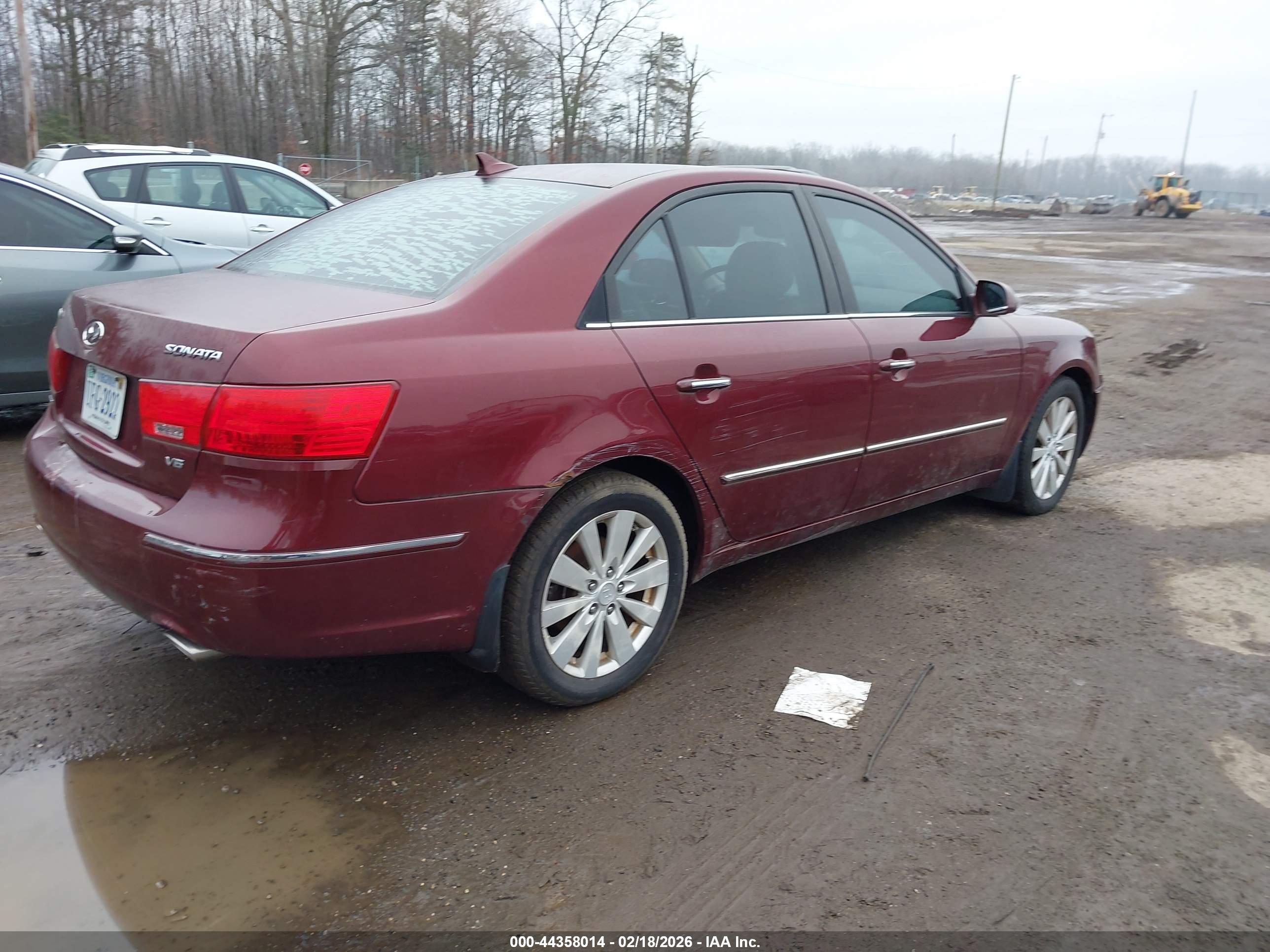 HYUNDAI SONATA image 4