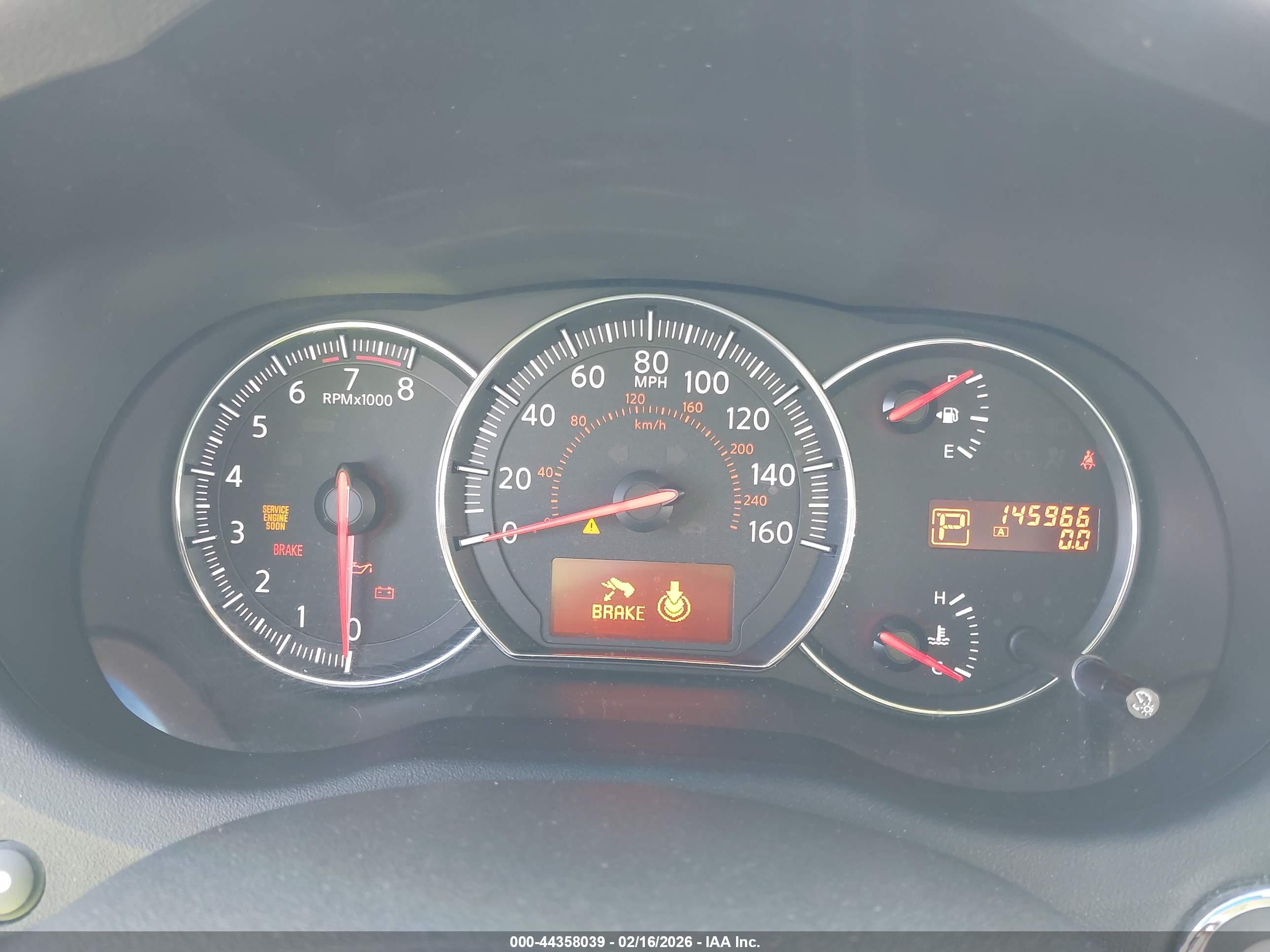 NISSAN MAXIMA image 7