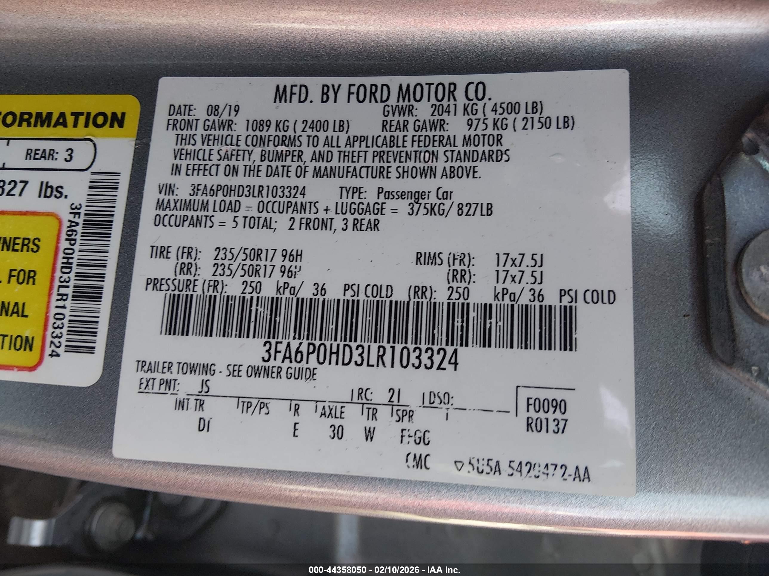 FORD FUSION image 9
