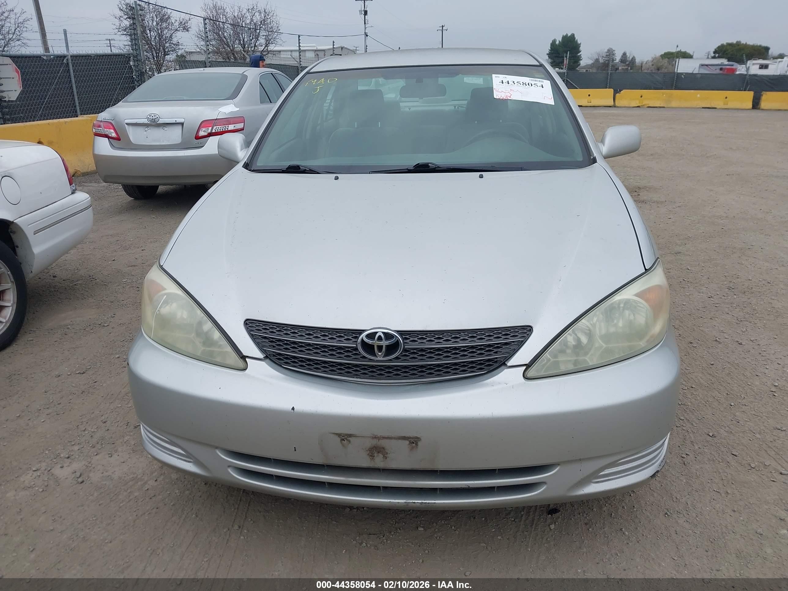 TOYOTA CAMRY image 6