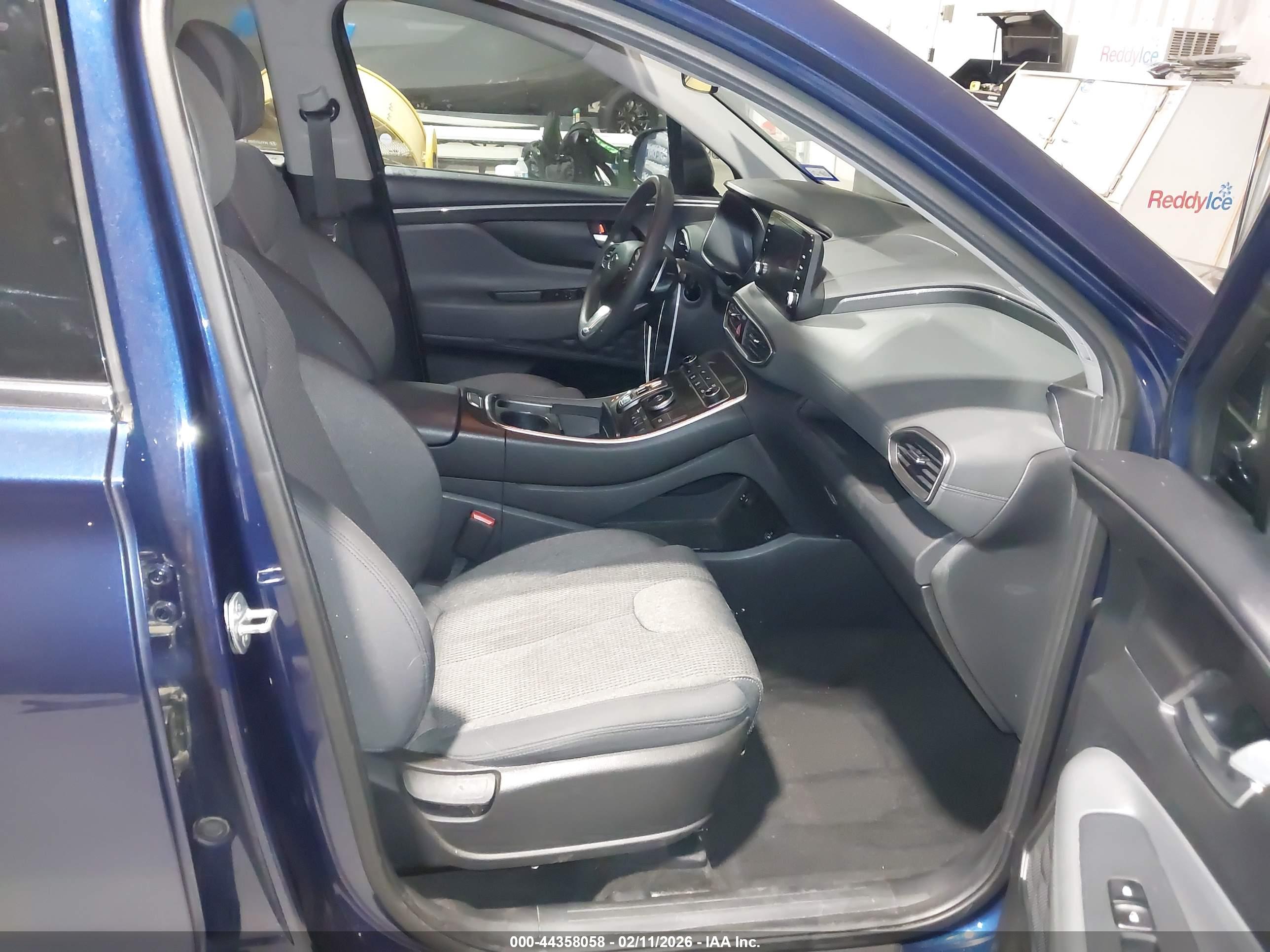 HYUNDAI SANTA image 5