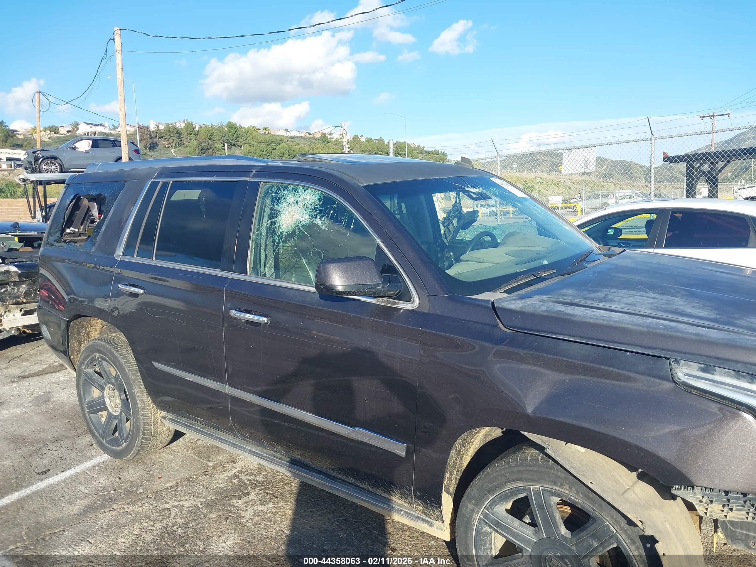 CADILLAC ESCALADE image 6
