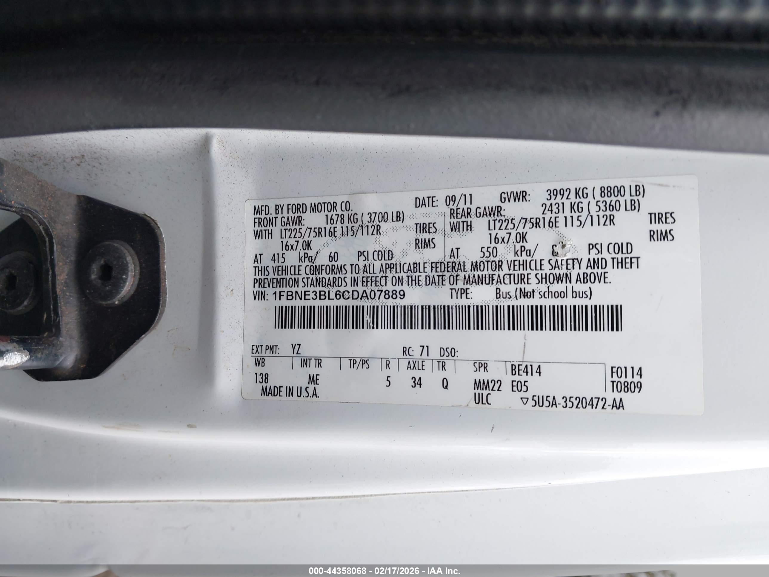 FORD E-350 image 9