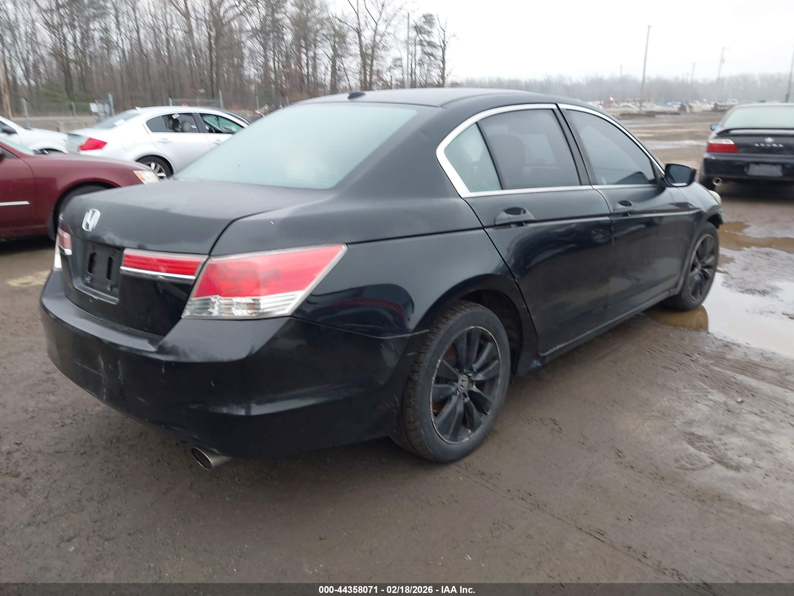 HONDA ACCORD image 4