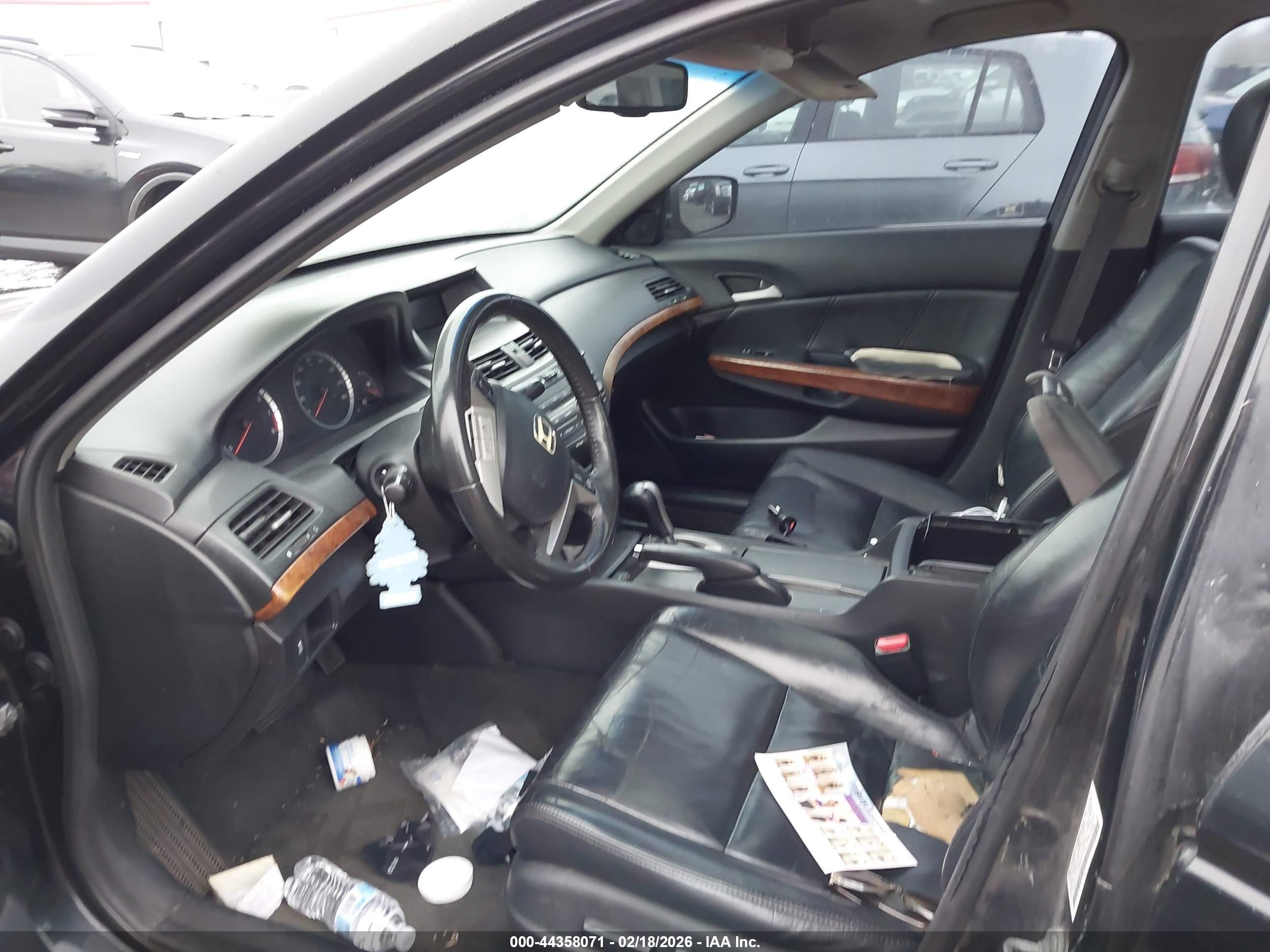 HONDA ACCORD image 5