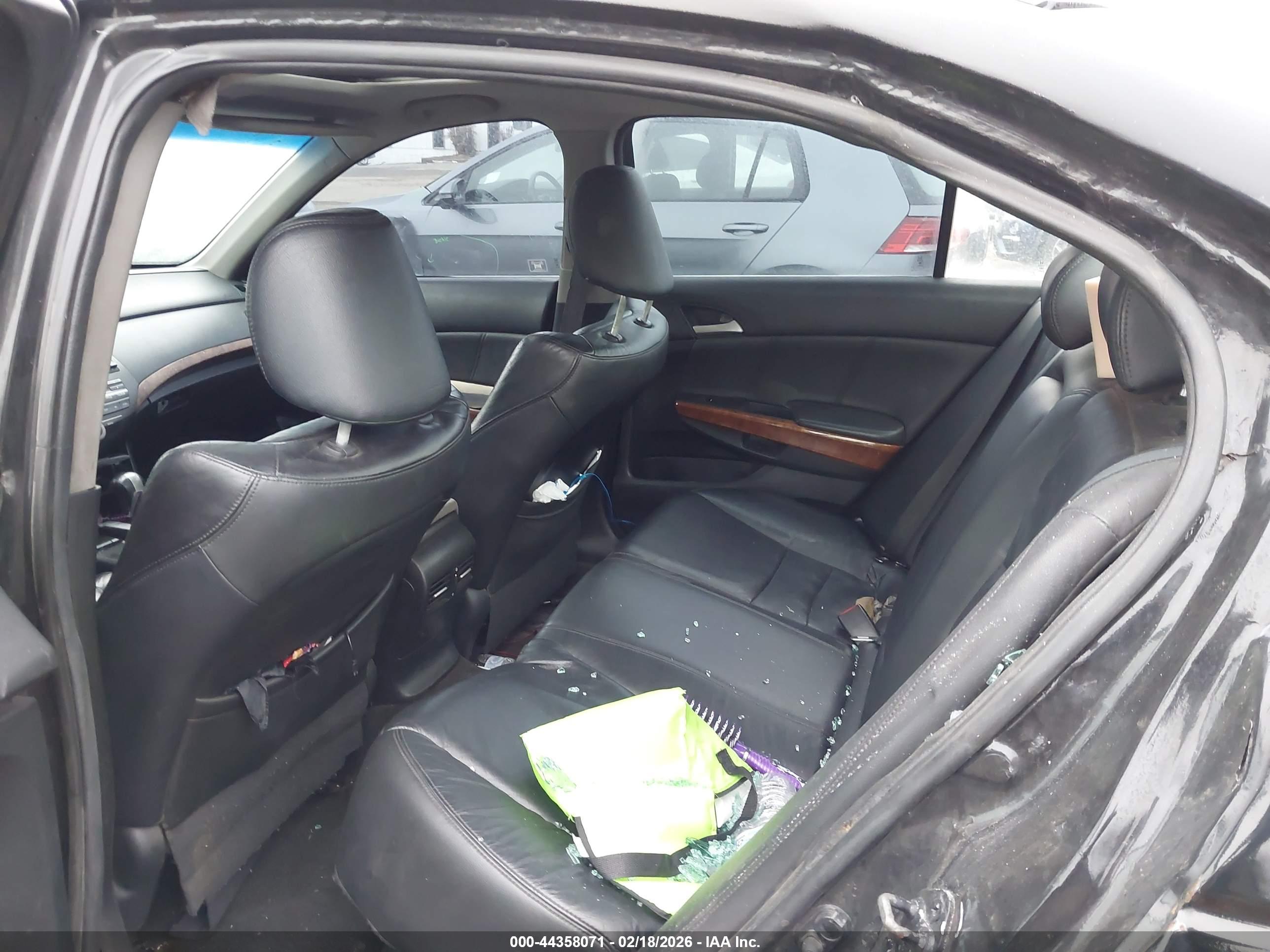 HONDA ACCORD image 8
