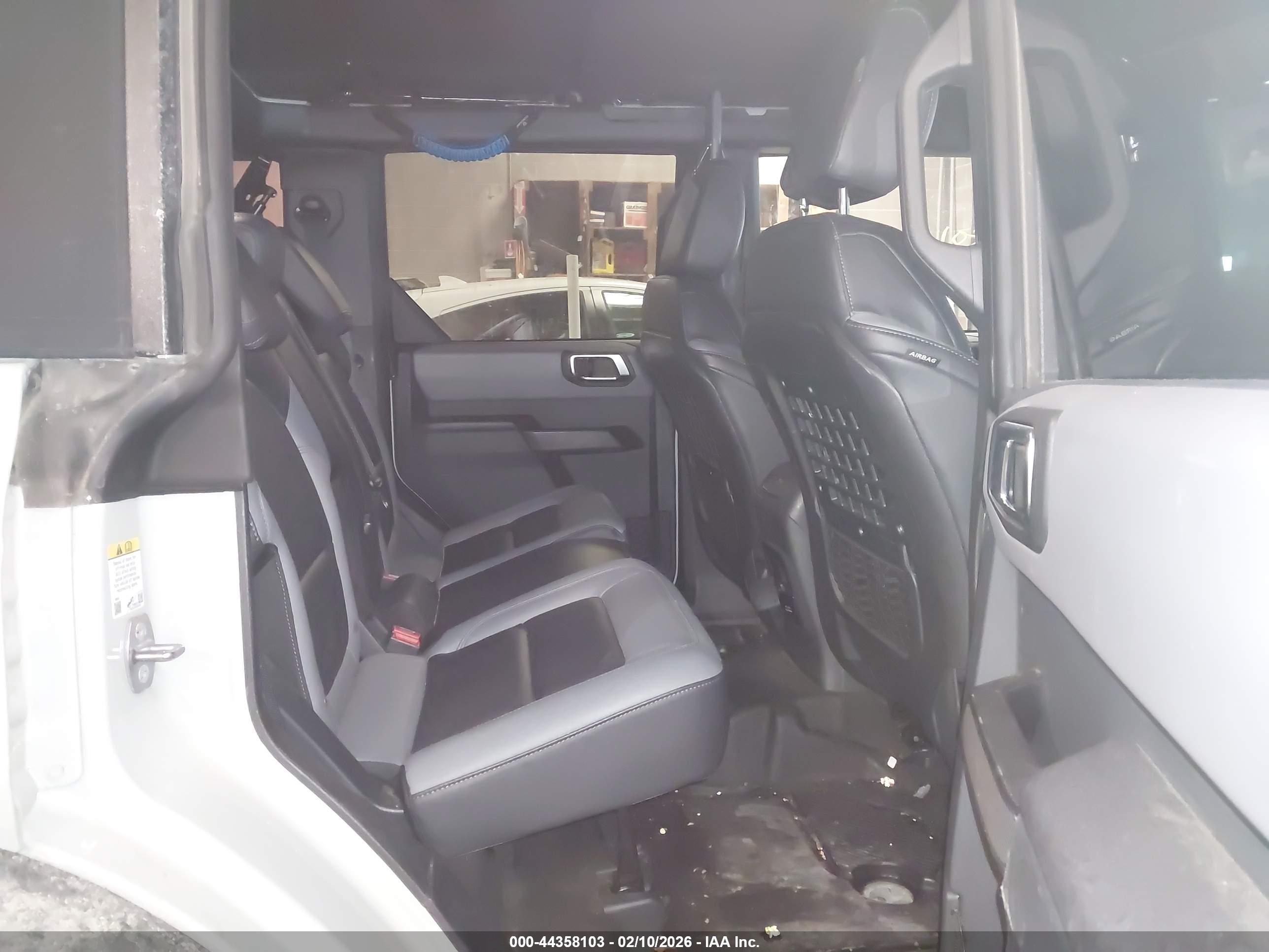 FORD BRONCO image 8