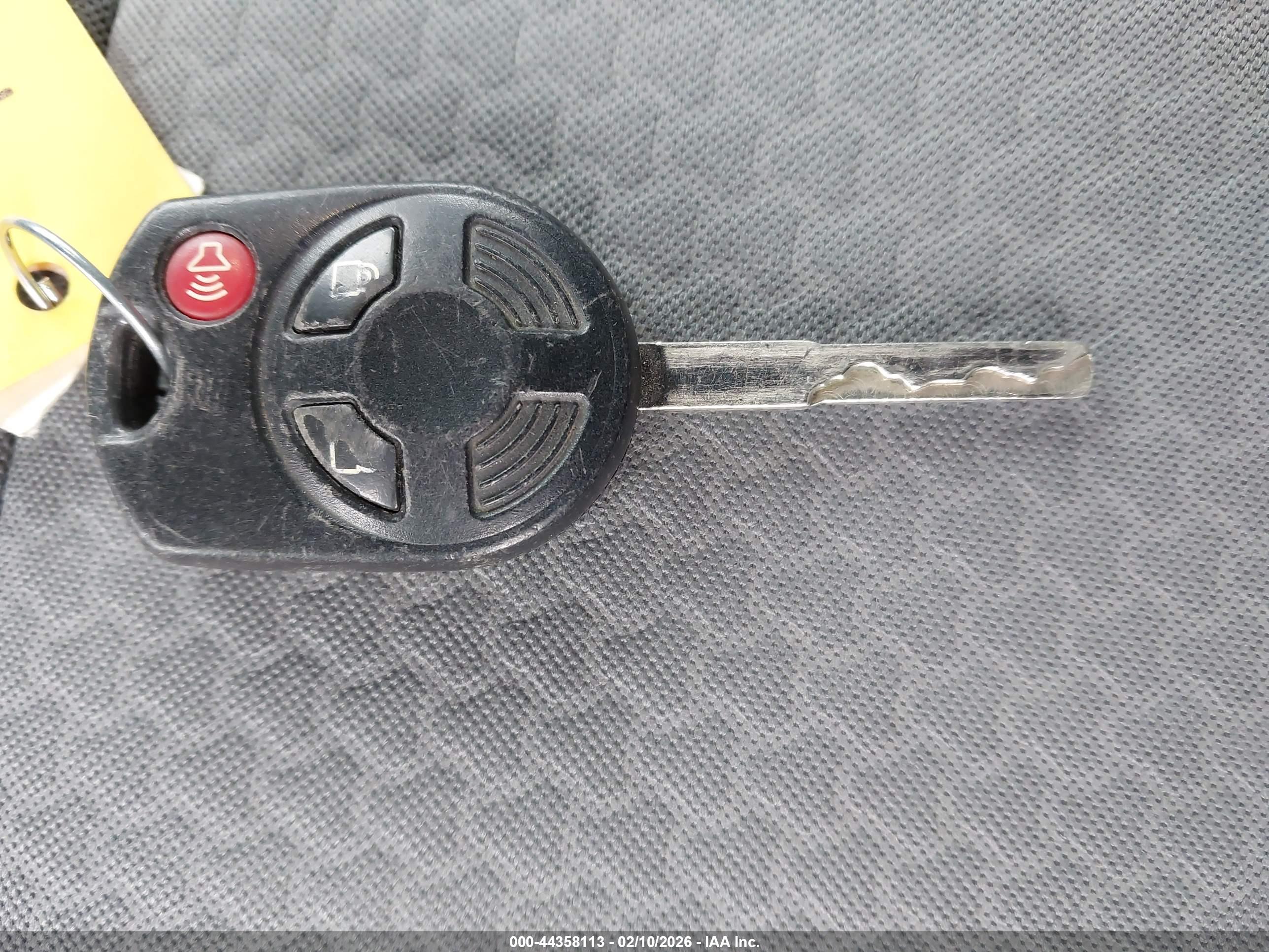FORD ESCAPE image 11