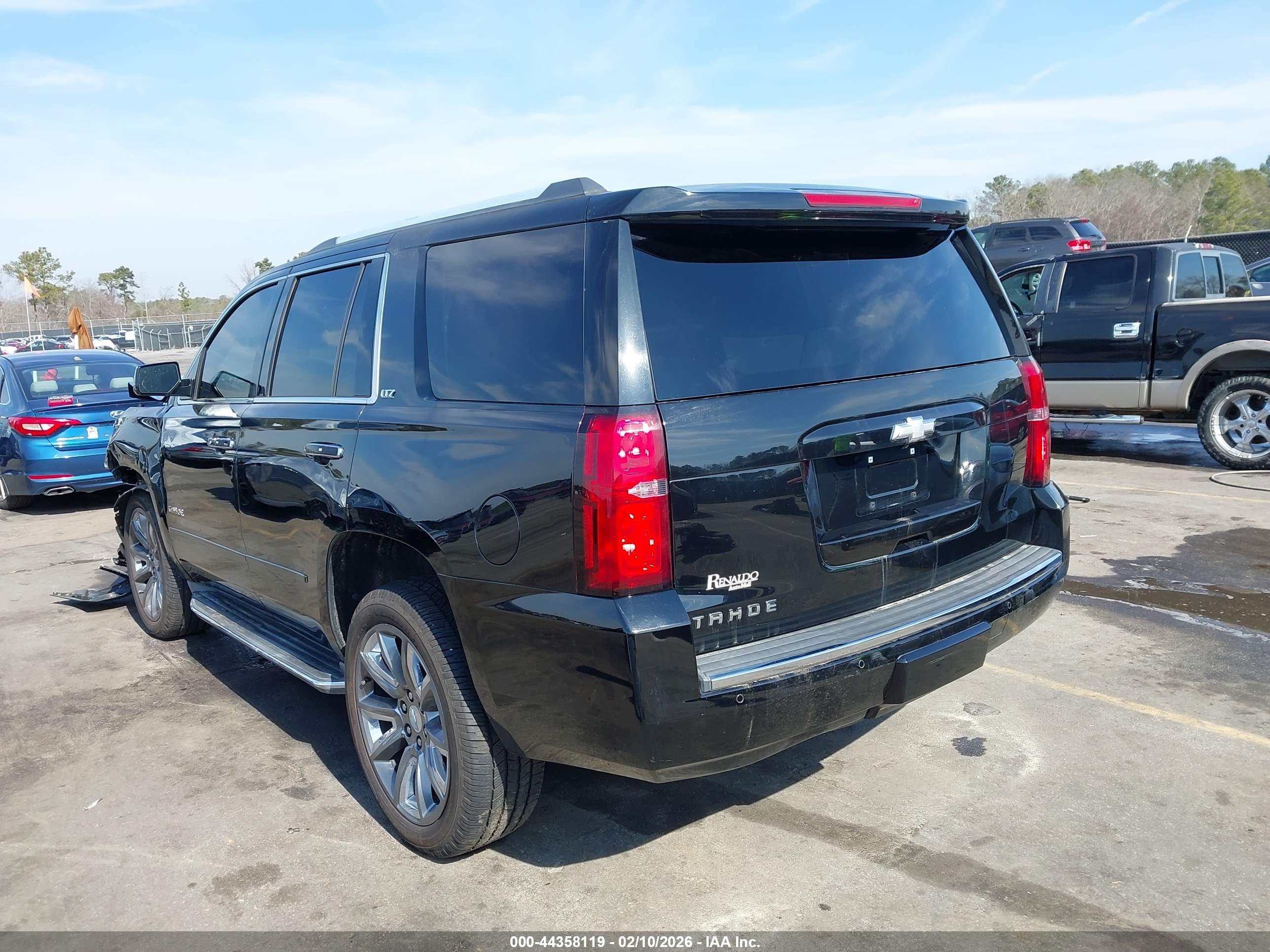 CHEVROLET TAHOE image 3