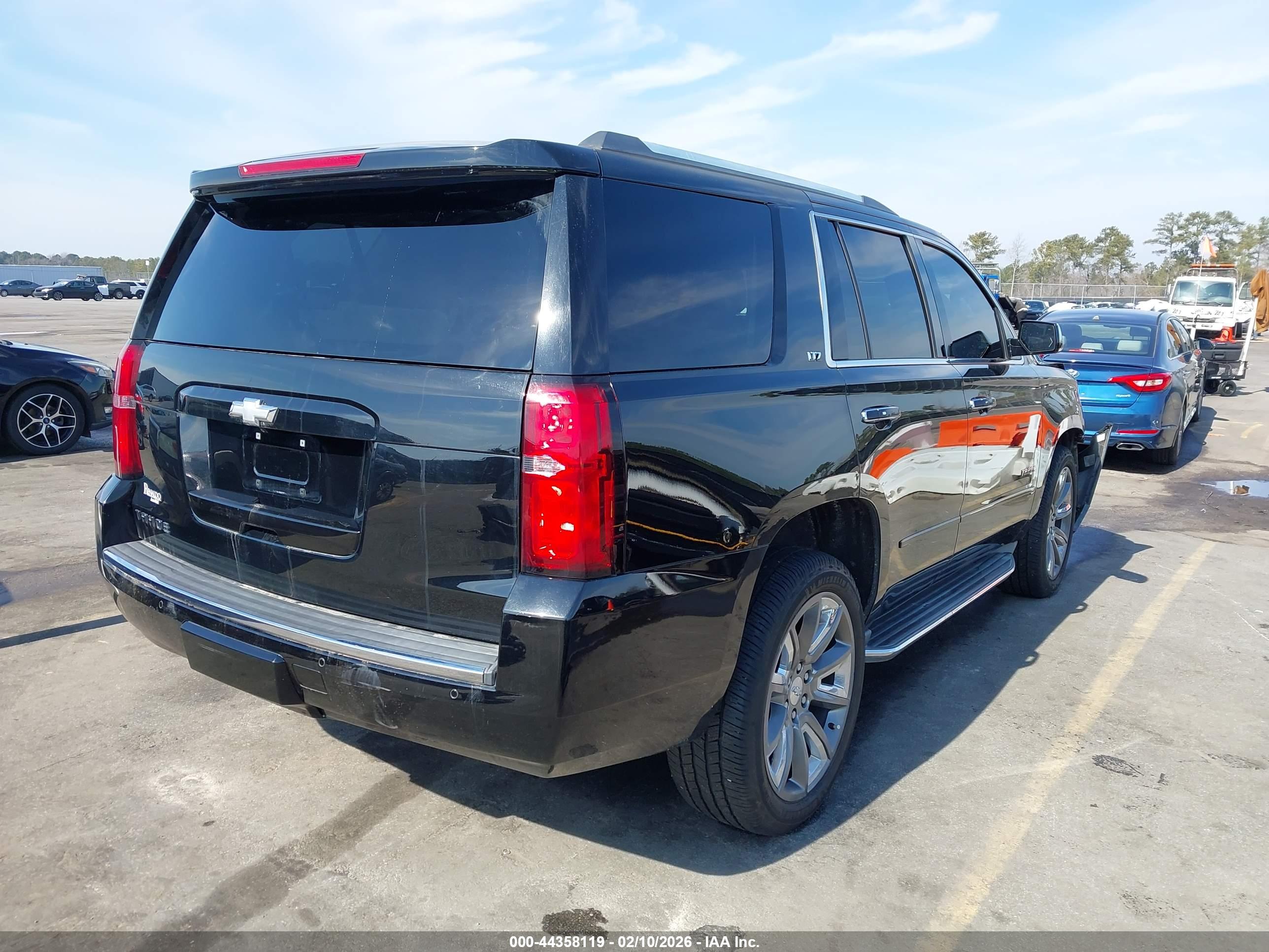 CHEVROLET TAHOE image 4
