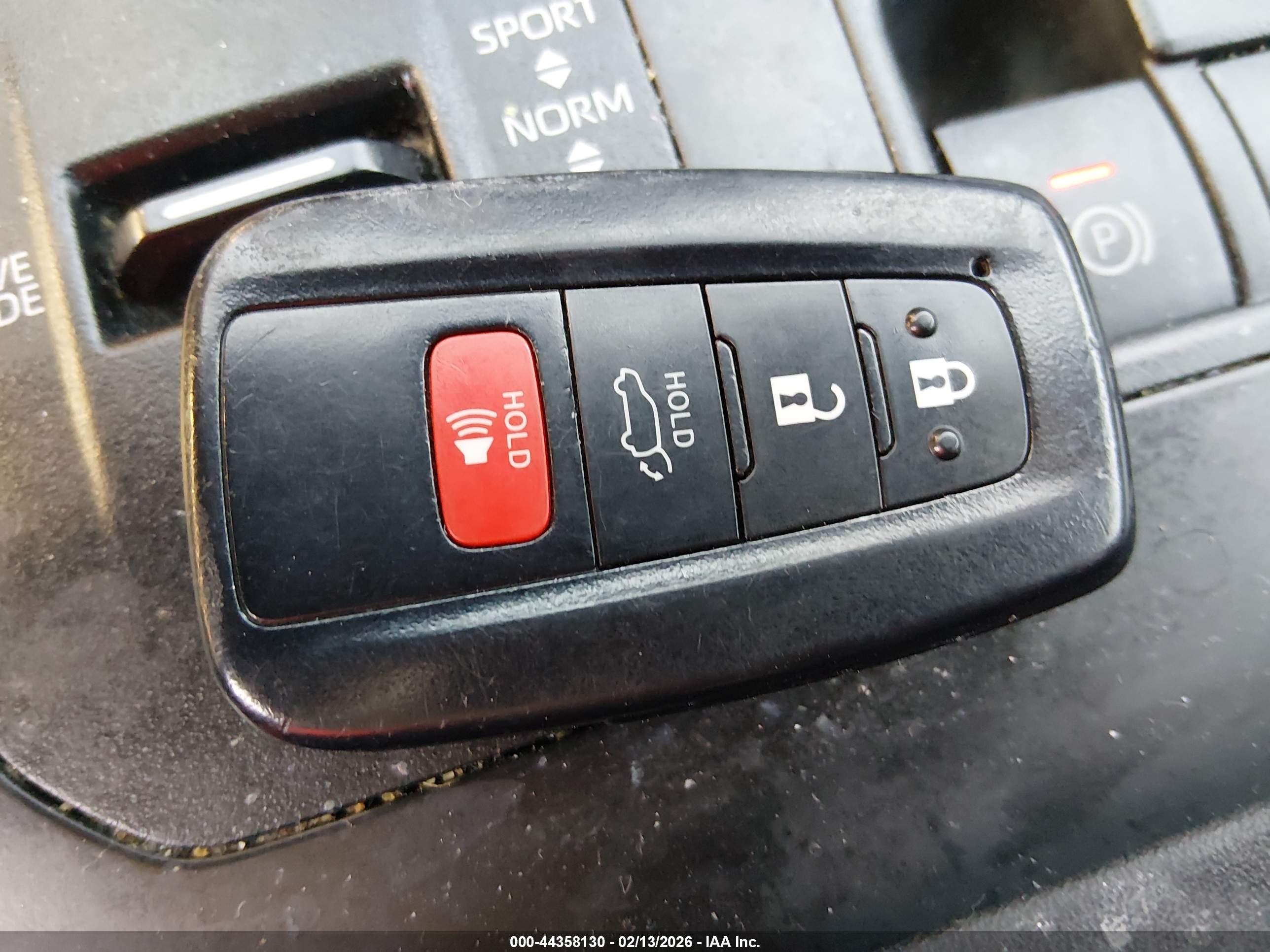 TOYOTA HIGHLANDER image 11