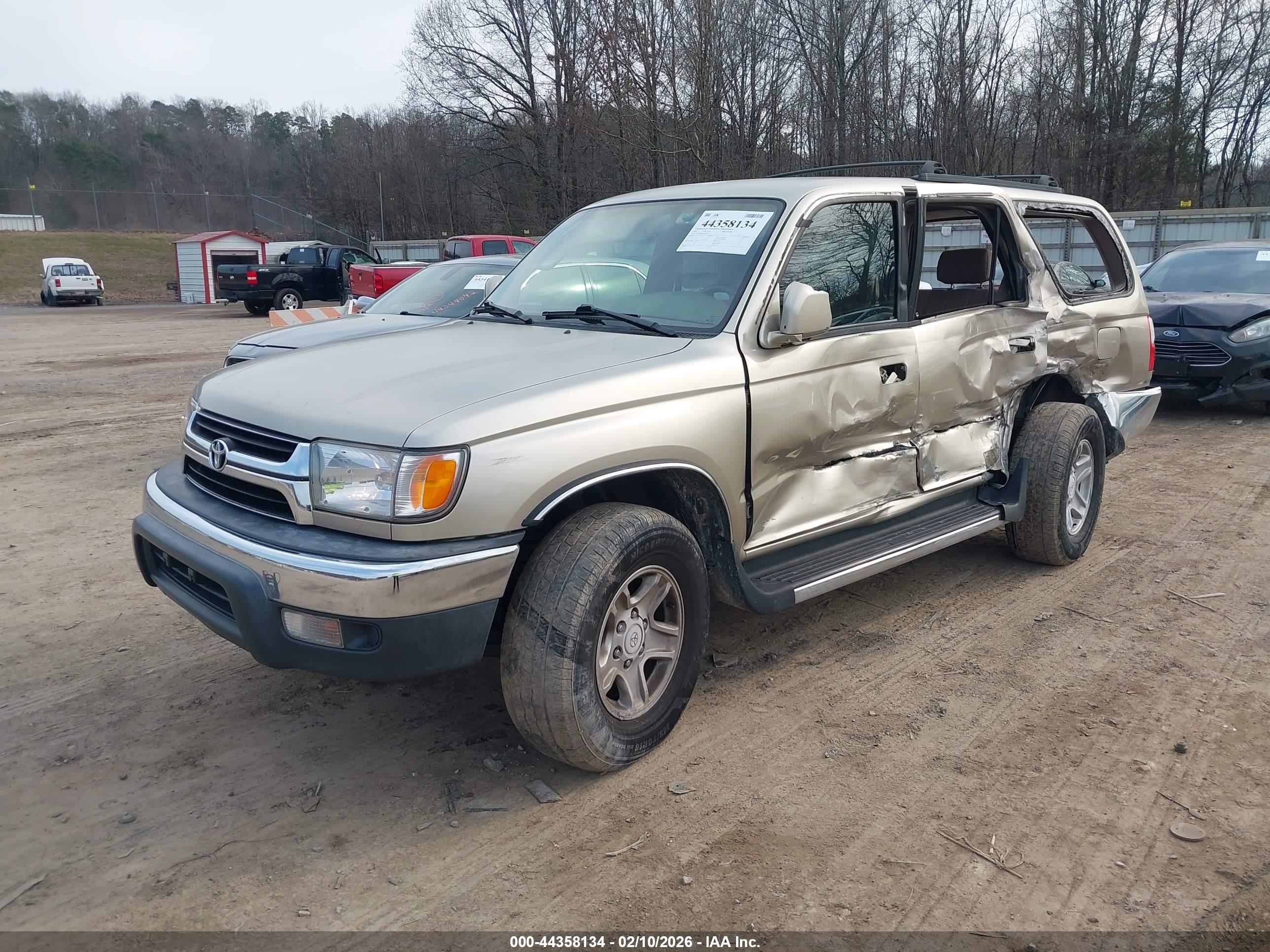 TOYOTA 4RUNNER image 2