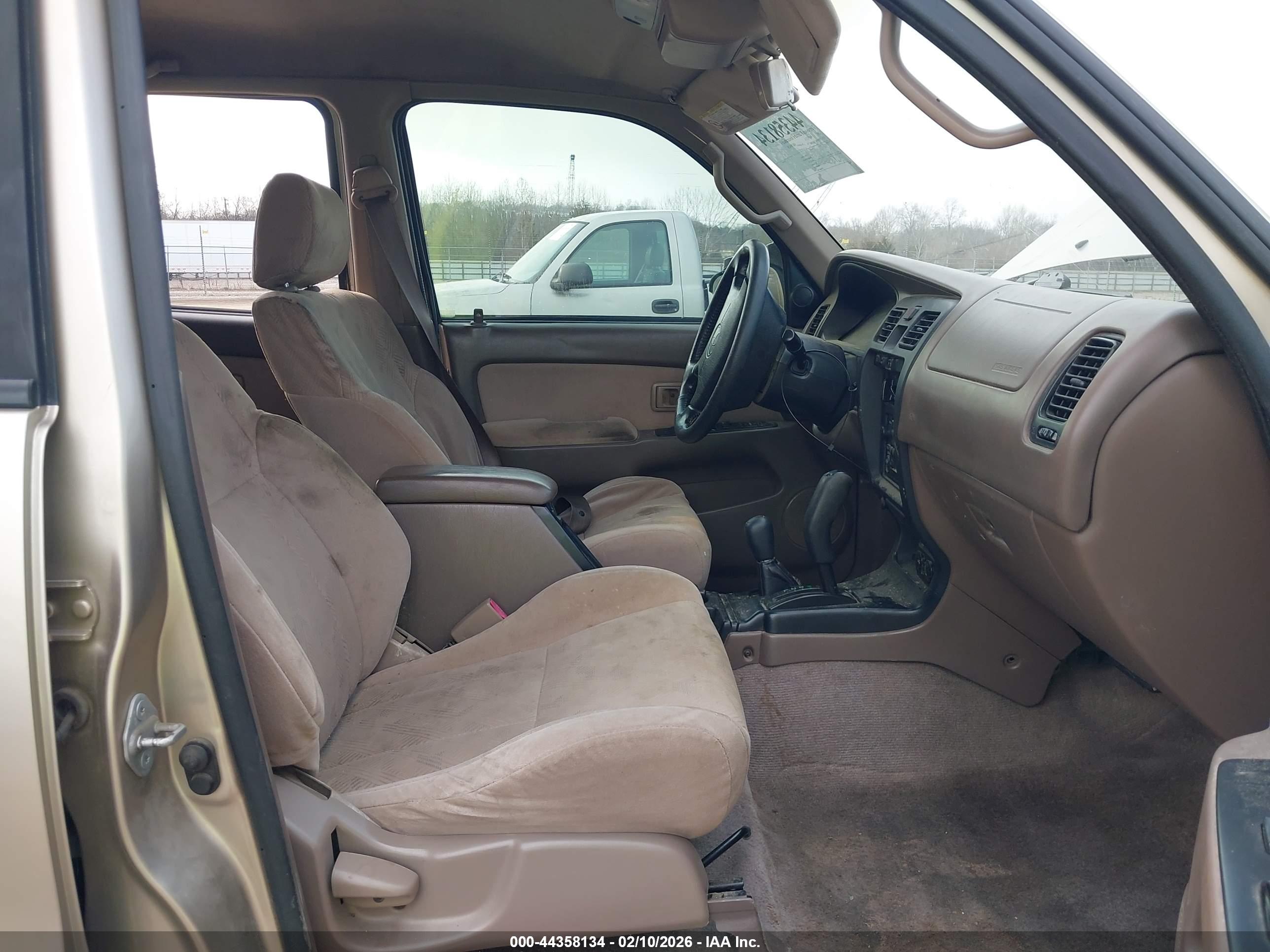 TOYOTA 4RUNNER image 5