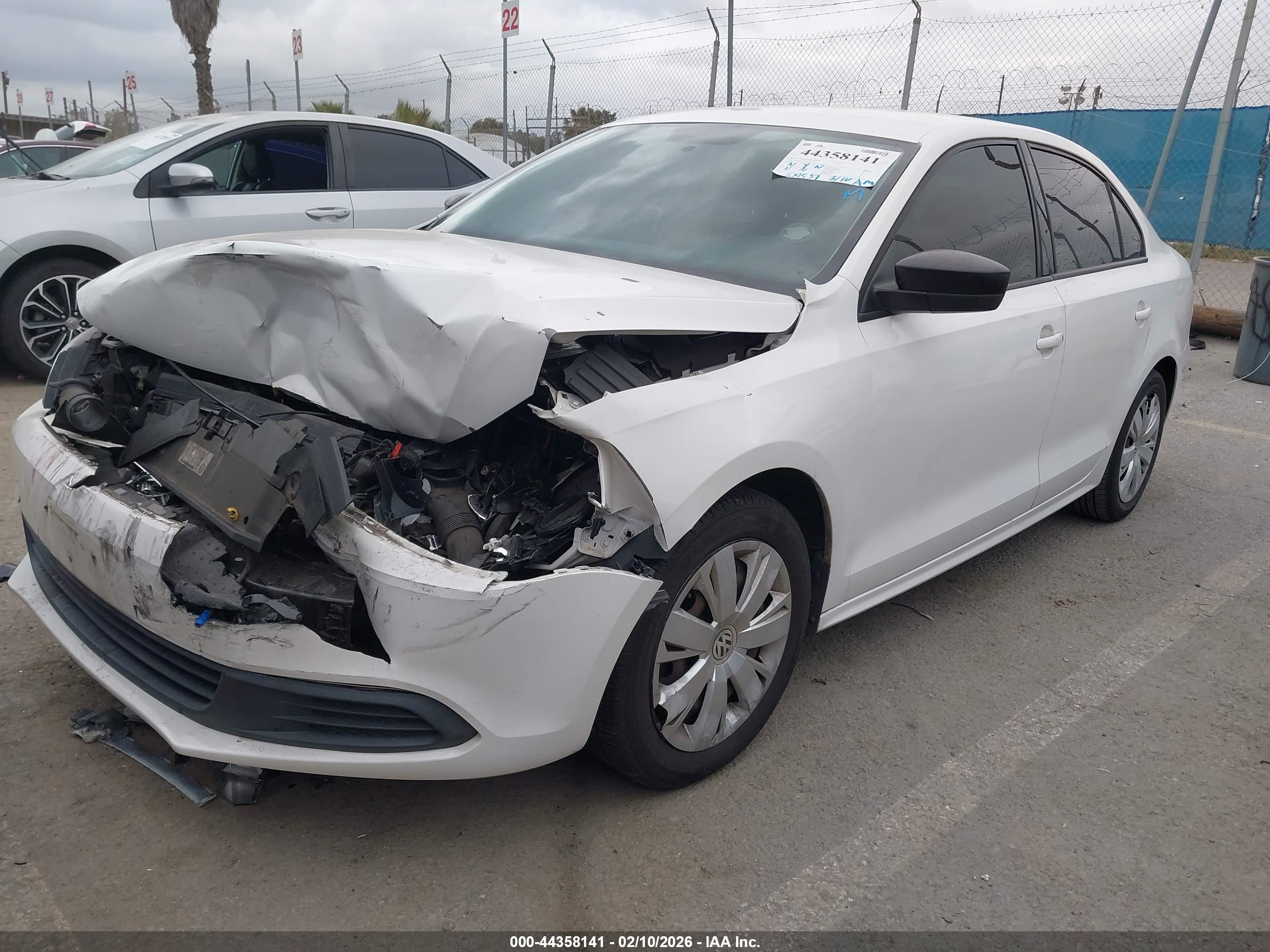 VOLKSWAGEN JETTA image 2