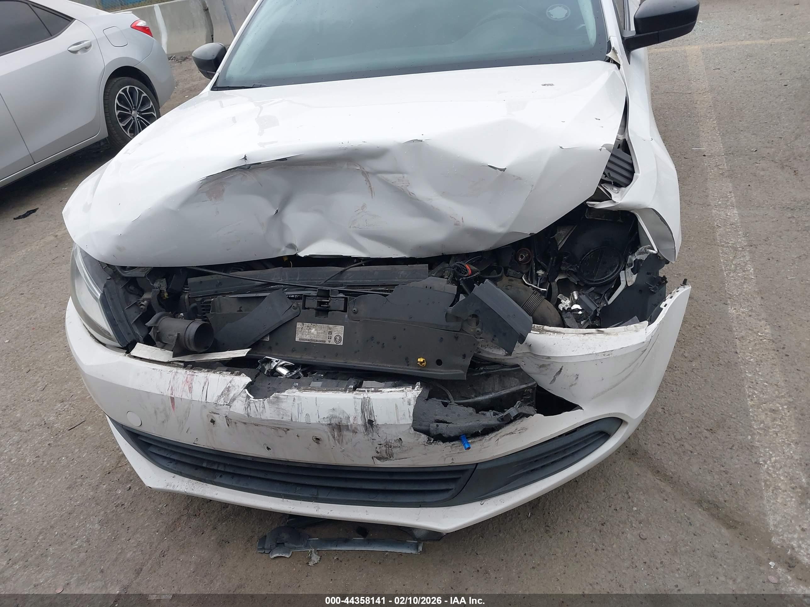 VOLKSWAGEN JETTA image 6