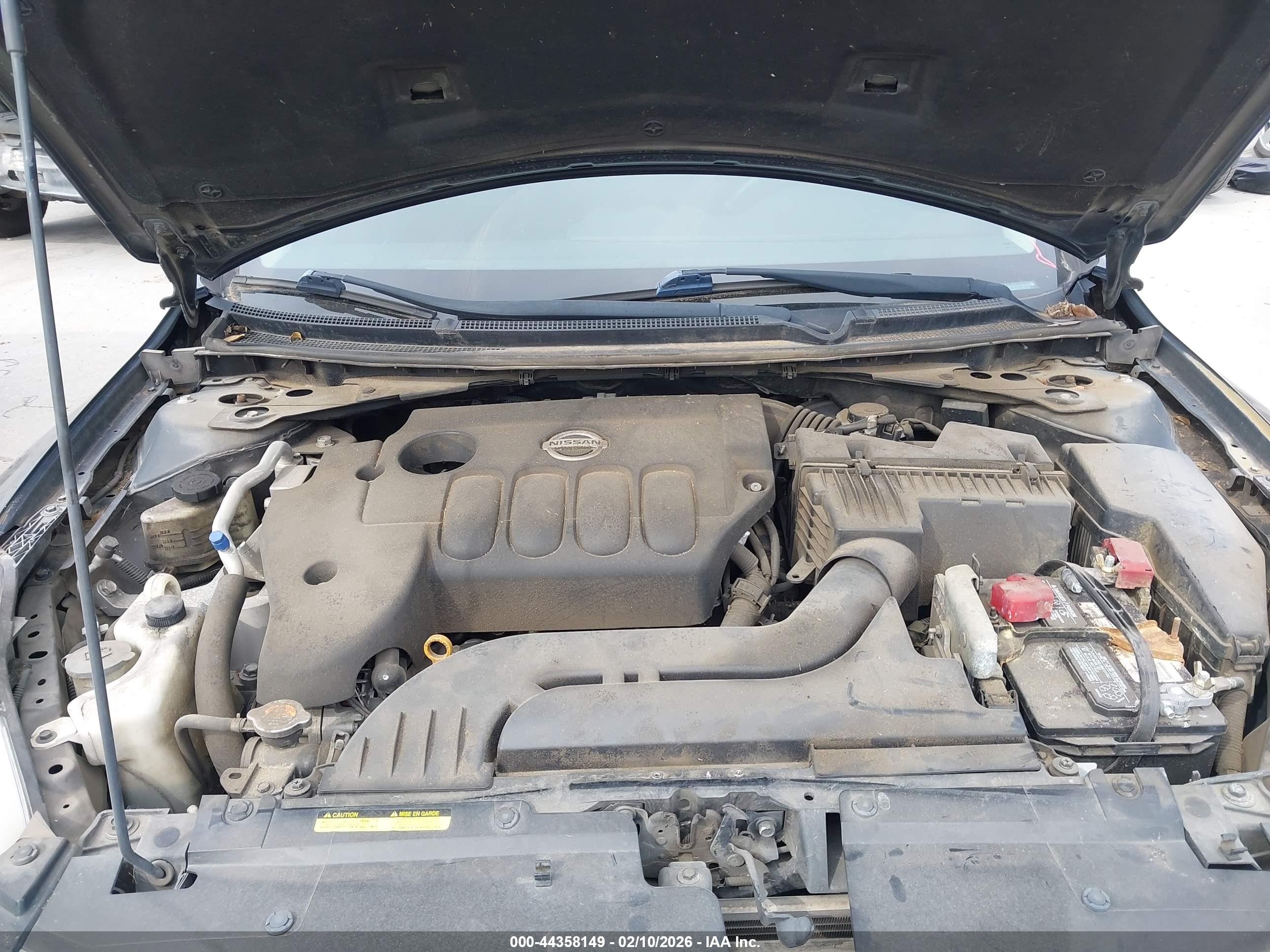 NISSAN ALTIMA image 10