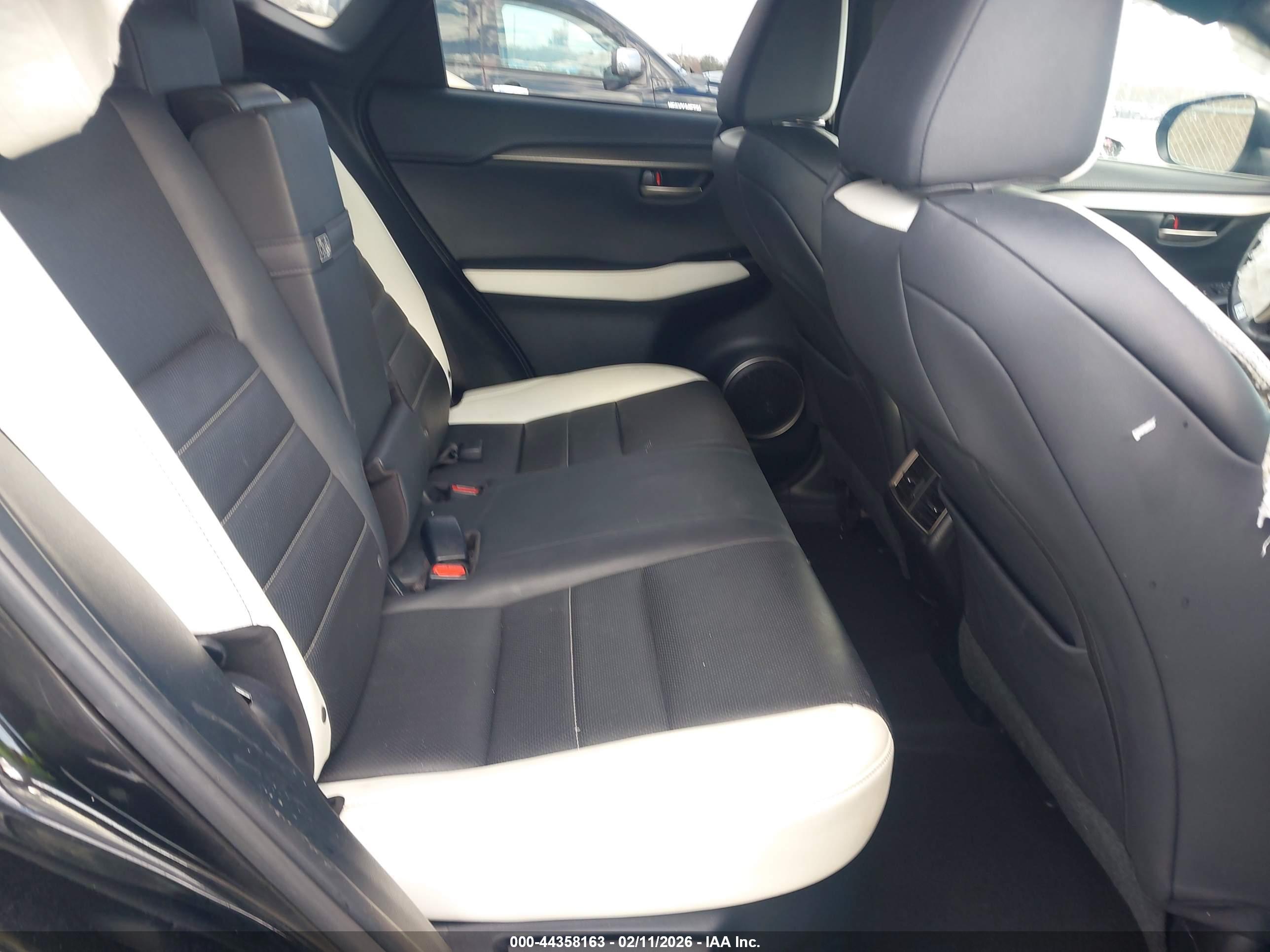 LEXUS NX image 8